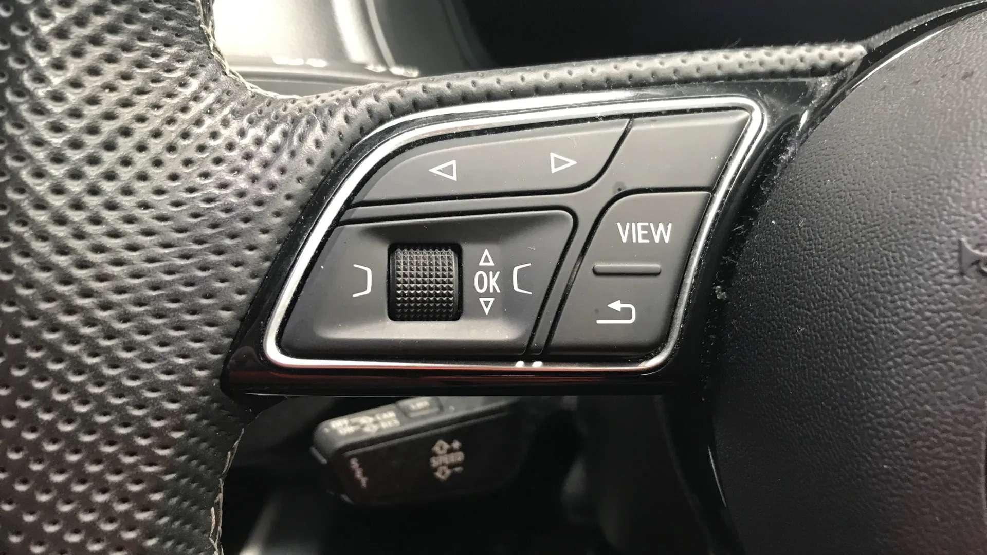 2021 AUDI Q2 2021 AUDI Q2