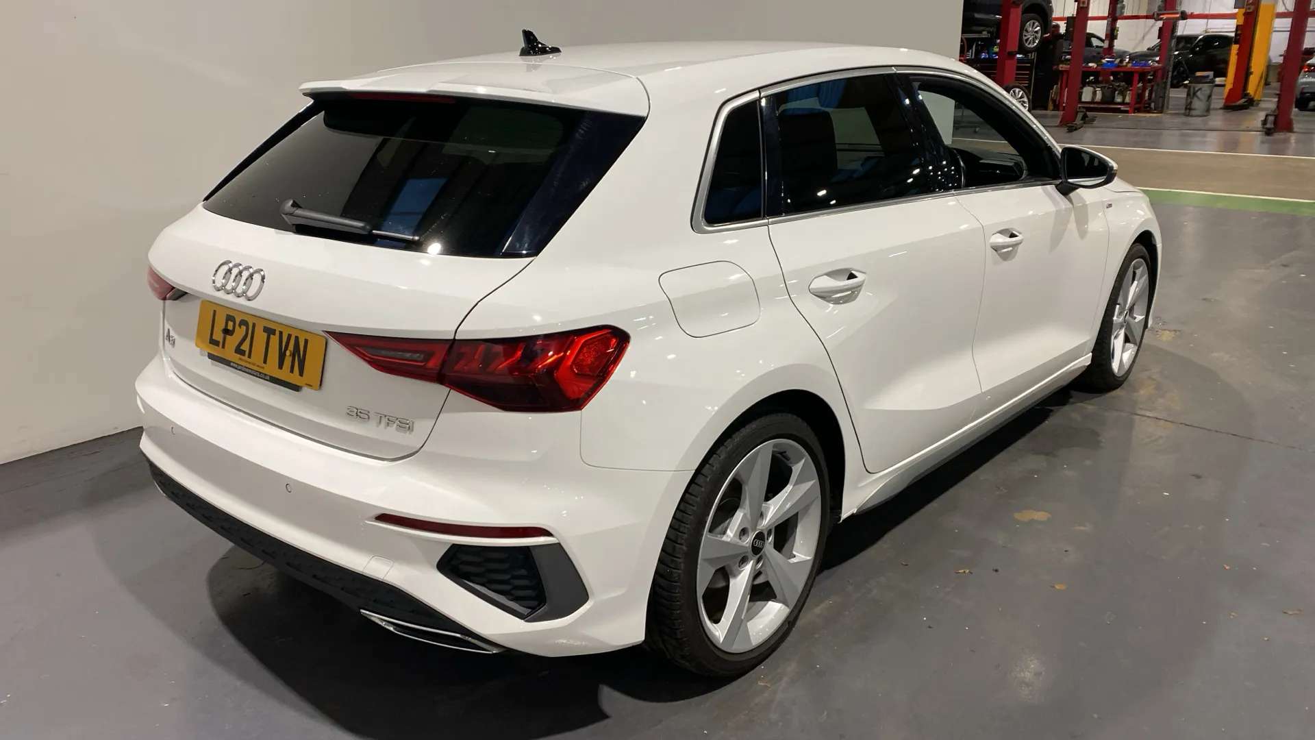 A 2021 AUDI A3 35 TFSI S Line A 2021 AUDI A3 35 TFSI S Line