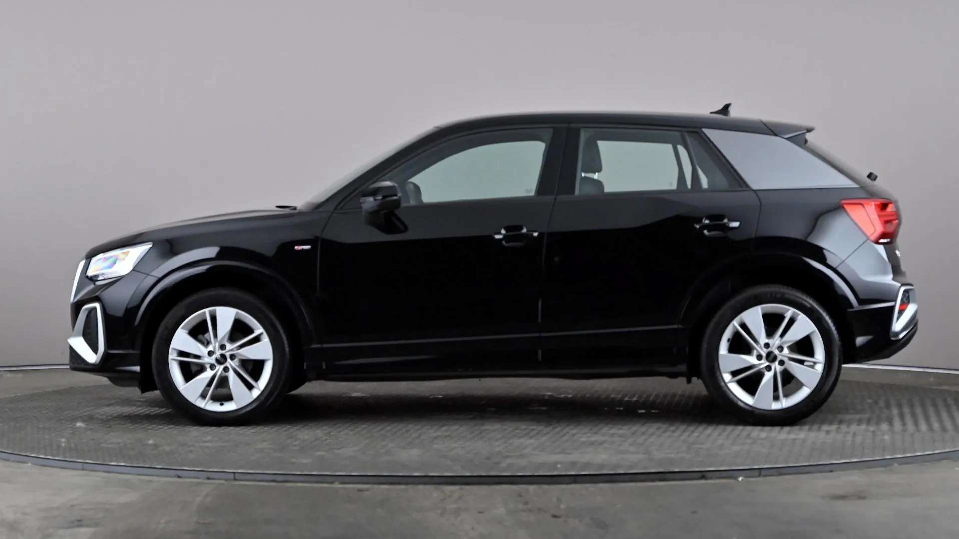 A 2023 AUDI Q2 35 TFSI S Line A 2023 AUDI Q2 35 TFSI S Line