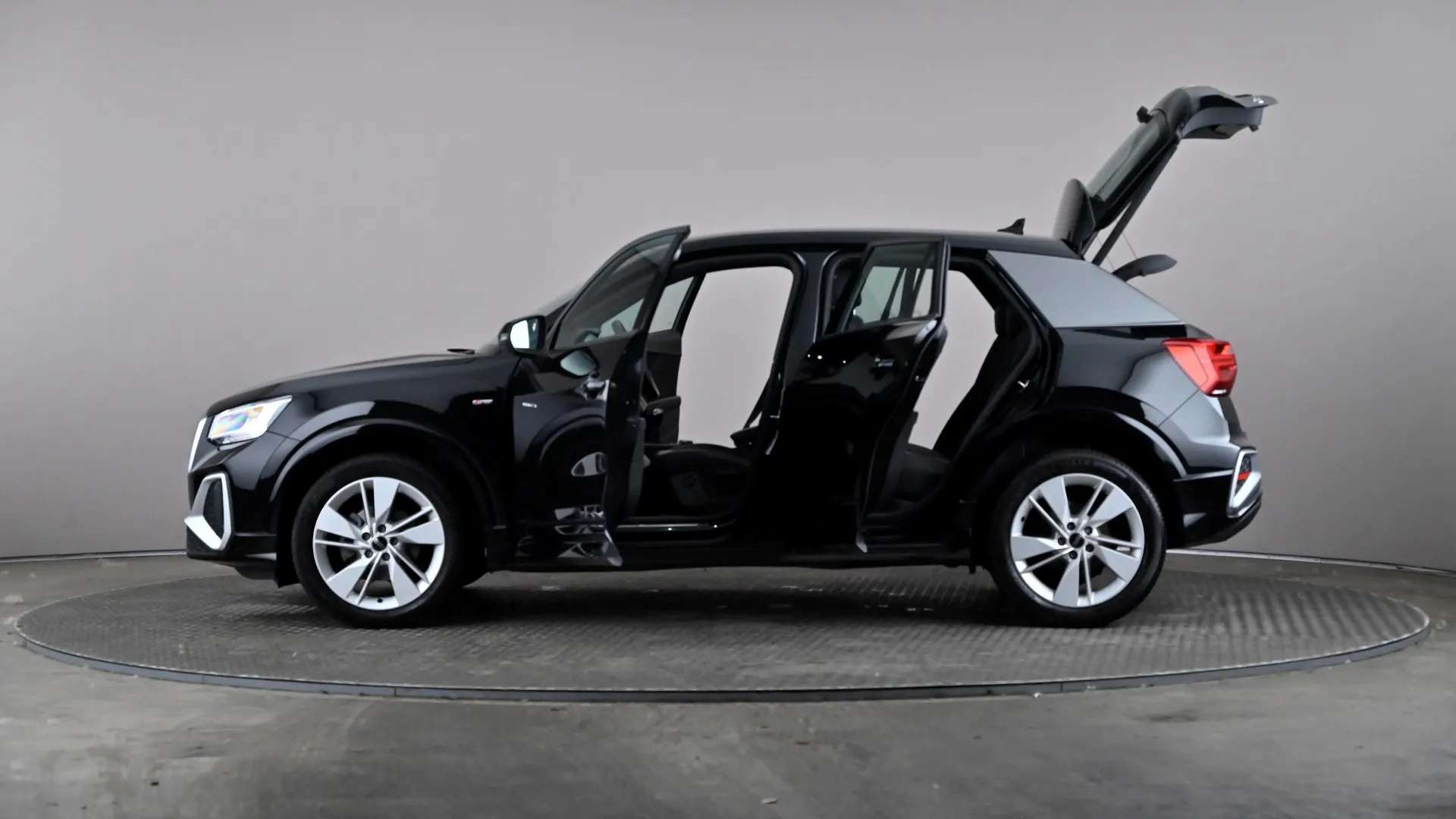 2023 AUDI Q2 2023 AUDI Q2