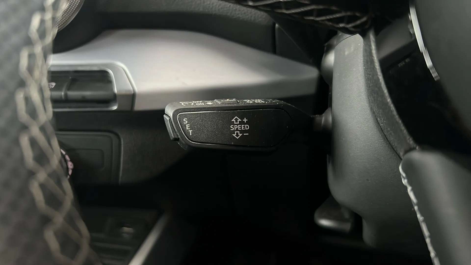 2023 AUDI Q2 2023 AUDI Q2