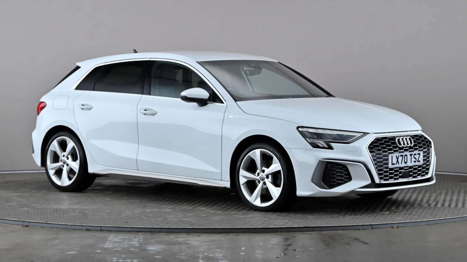 A 2020 AUDI A3 35 TFSI S Line A 2020 AUDI A3 35 TFSI S Line