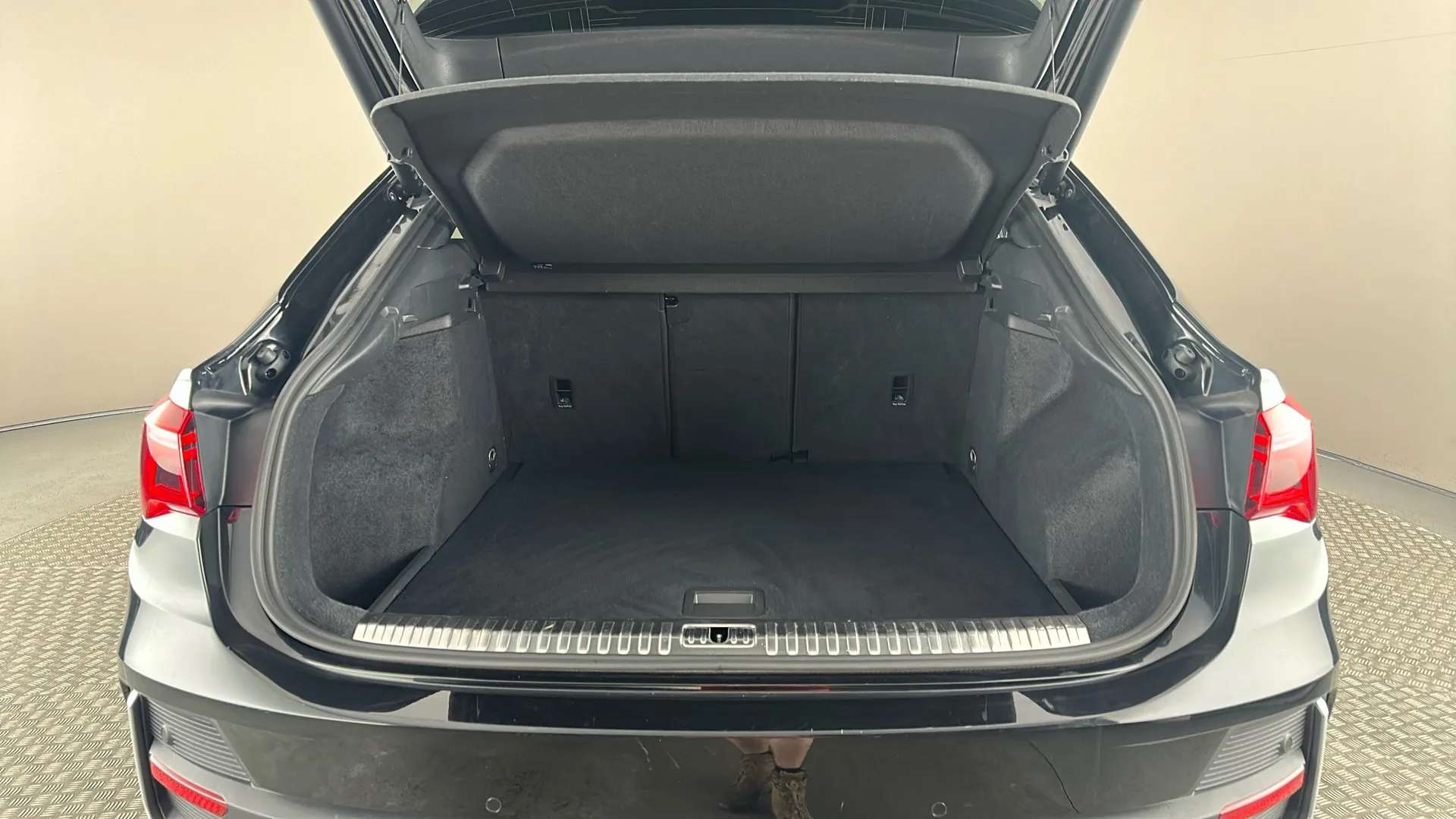 2022 AUDI Q3 2022 AUDI Q3
