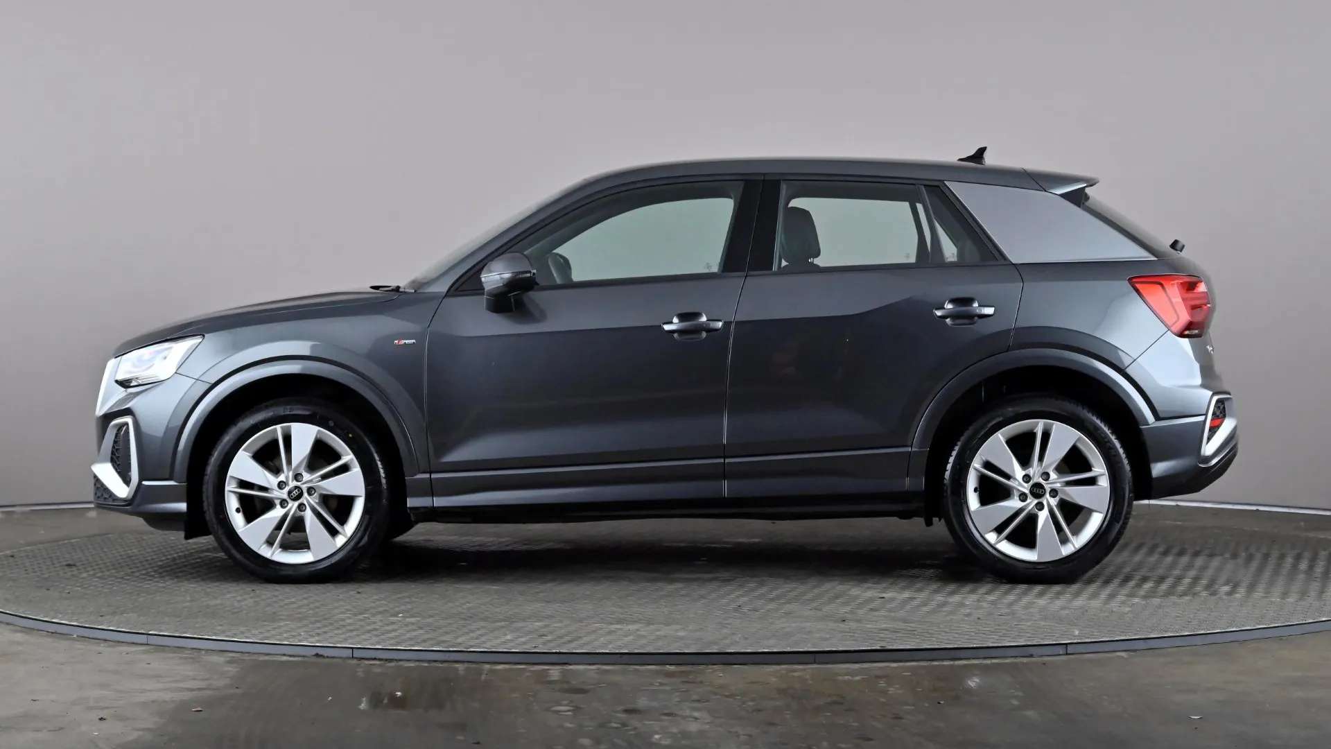 A 2023 AUDI Q2 35 TFSI S Line A 2023 AUDI Q2 35 TFSI S Line