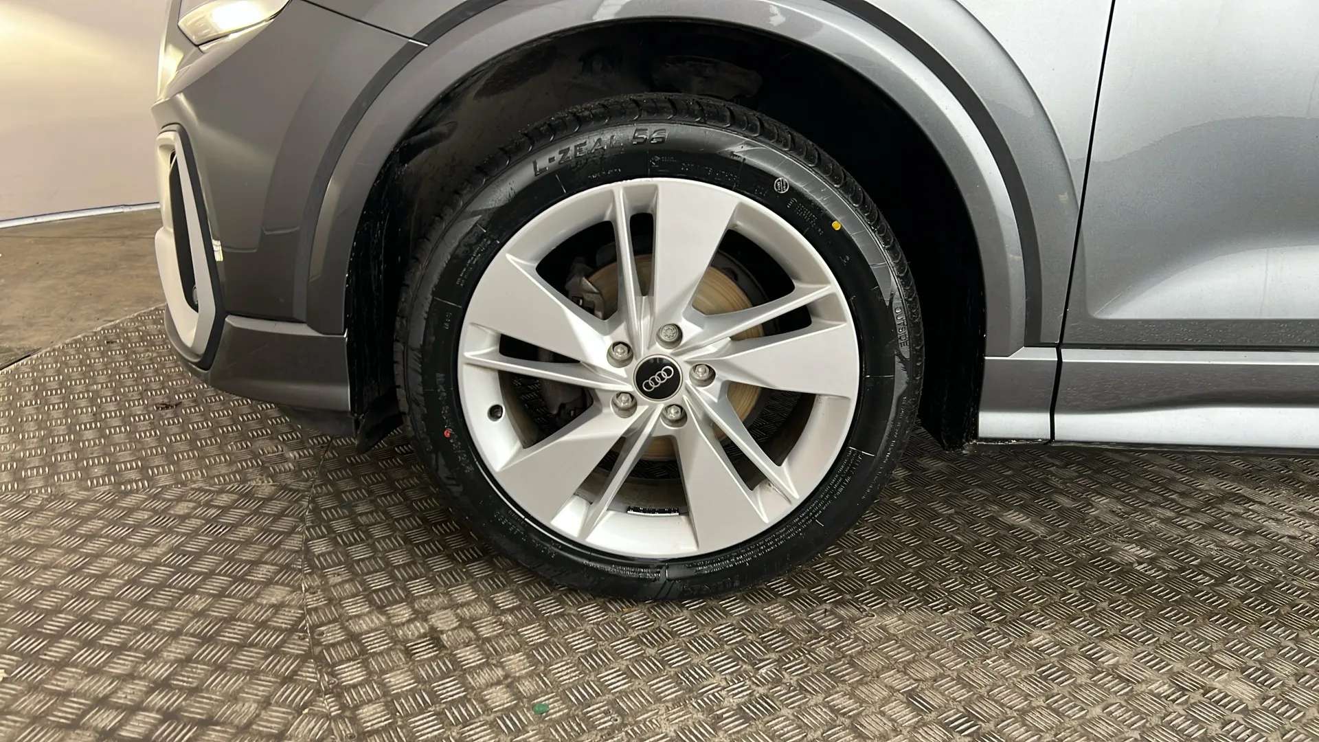 2023 AUDI Q2 2023 AUDI Q2