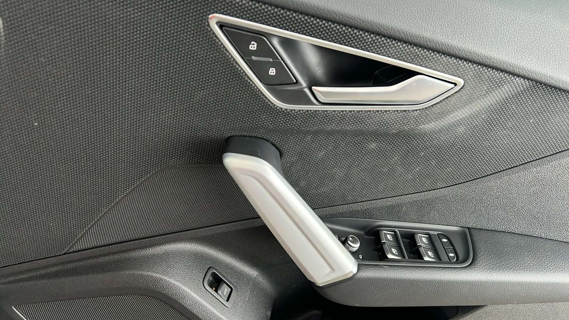 2023 AUDI Q2 2023 AUDI Q2