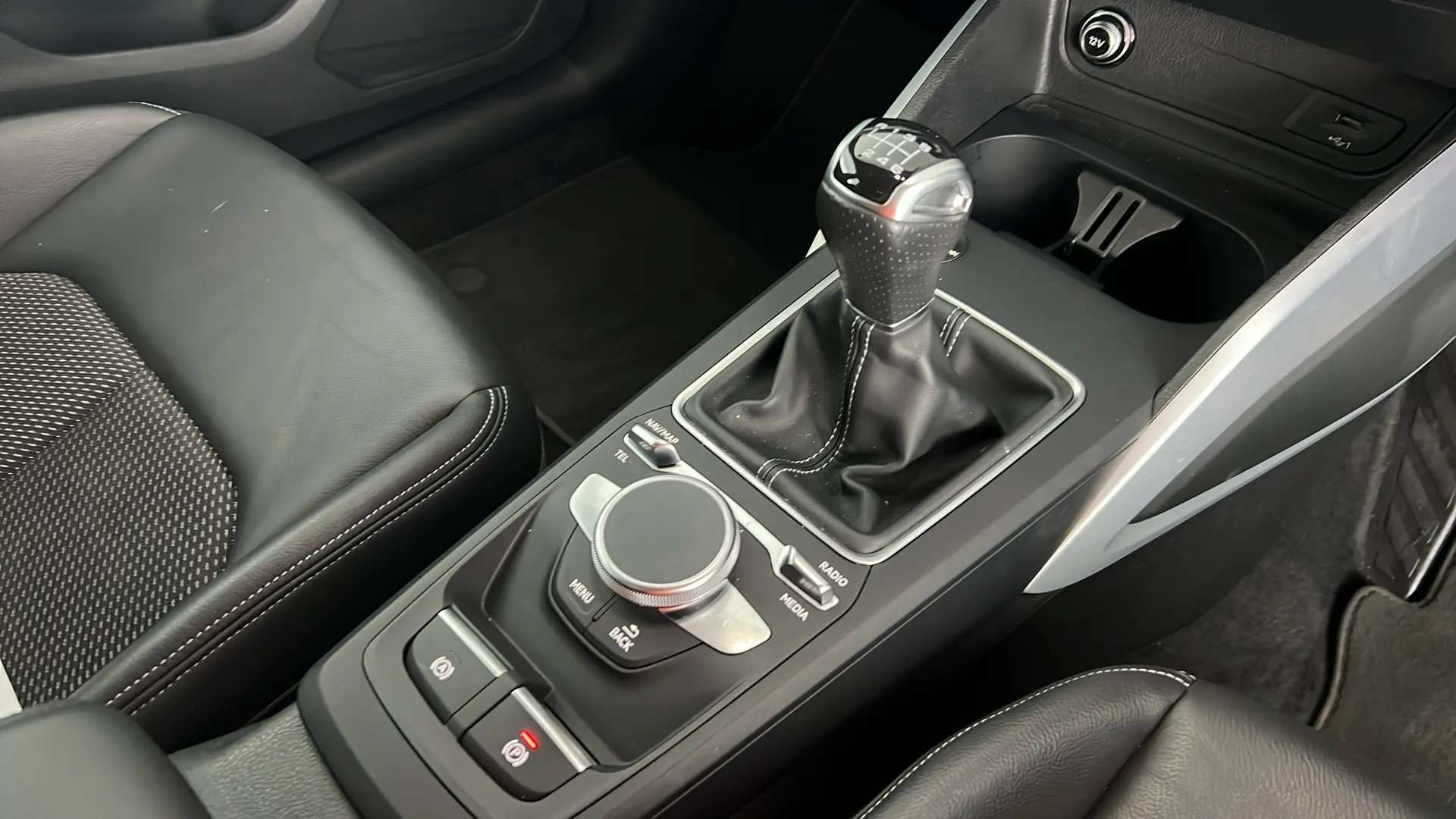 2023 AUDI Q2 2023 AUDI Q2