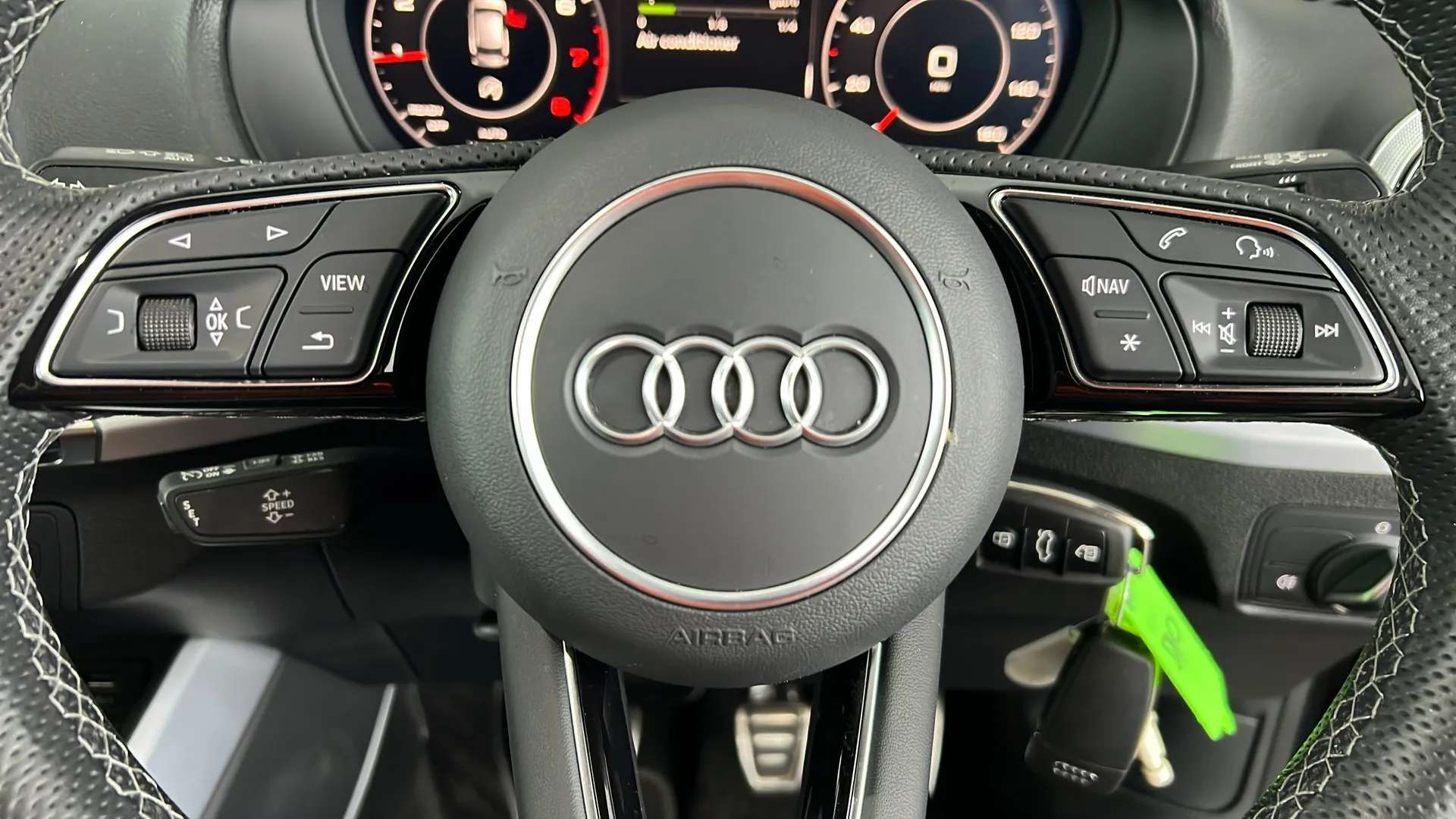 2023 AUDI Q2 2023 AUDI Q2