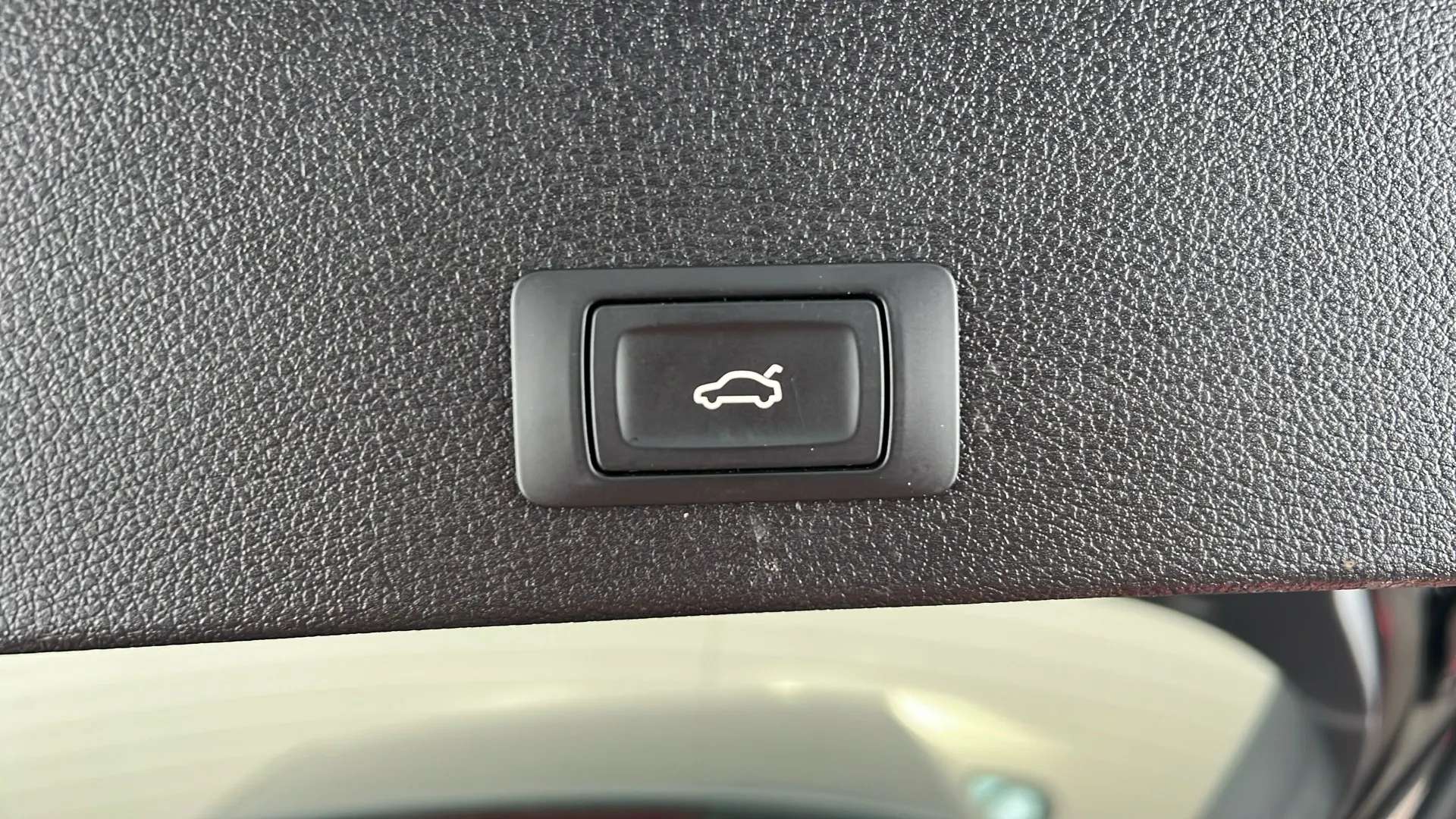 2023 AUDI Q2 2023 AUDI Q2