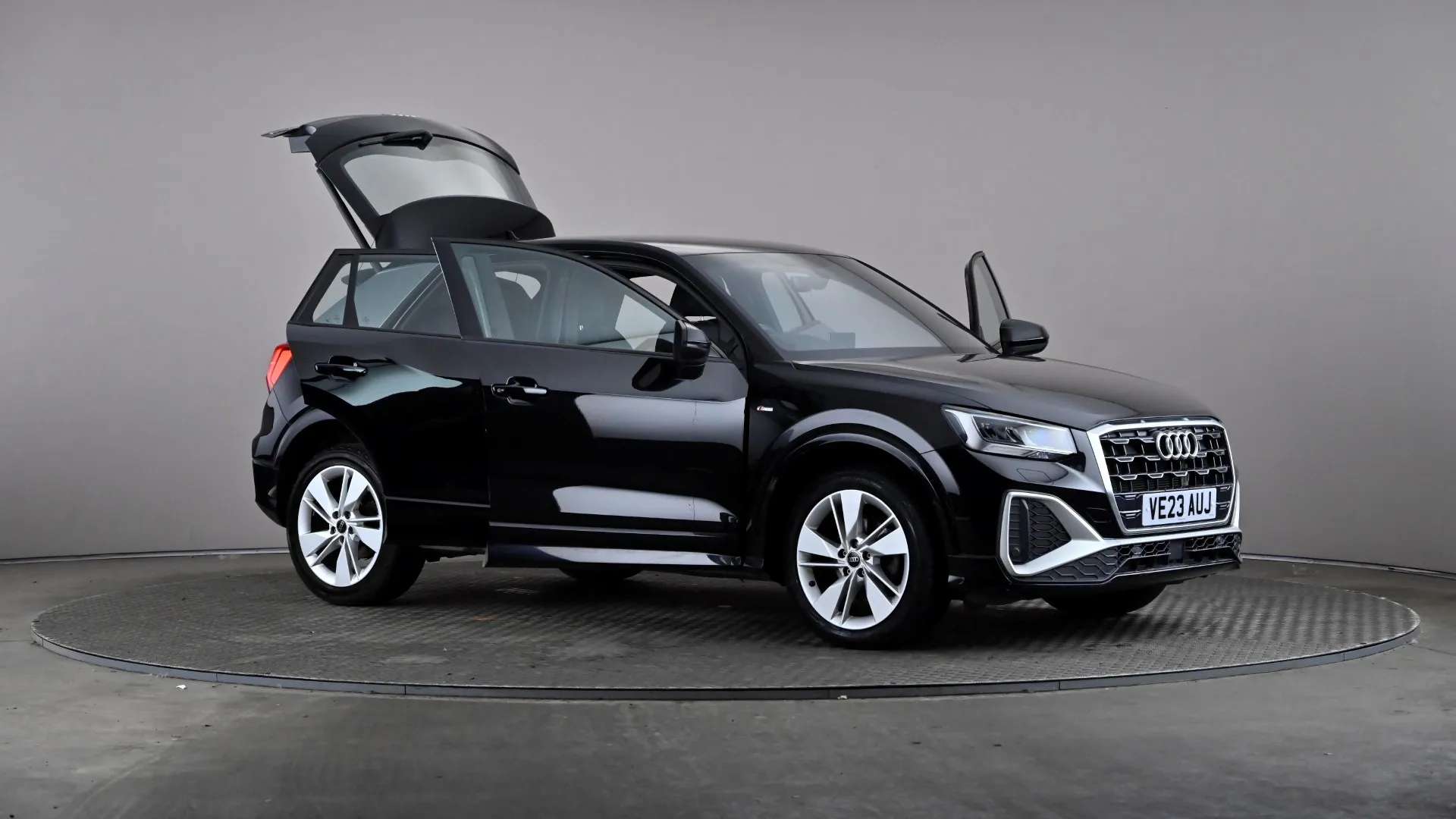 2023 AUDI Q2 2023 AUDI Q2