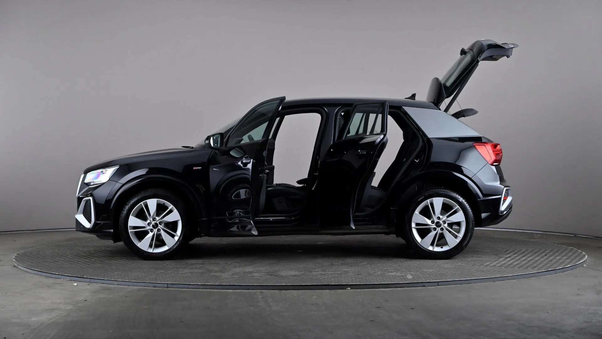 2023 AUDI Q2 2023 AUDI Q2