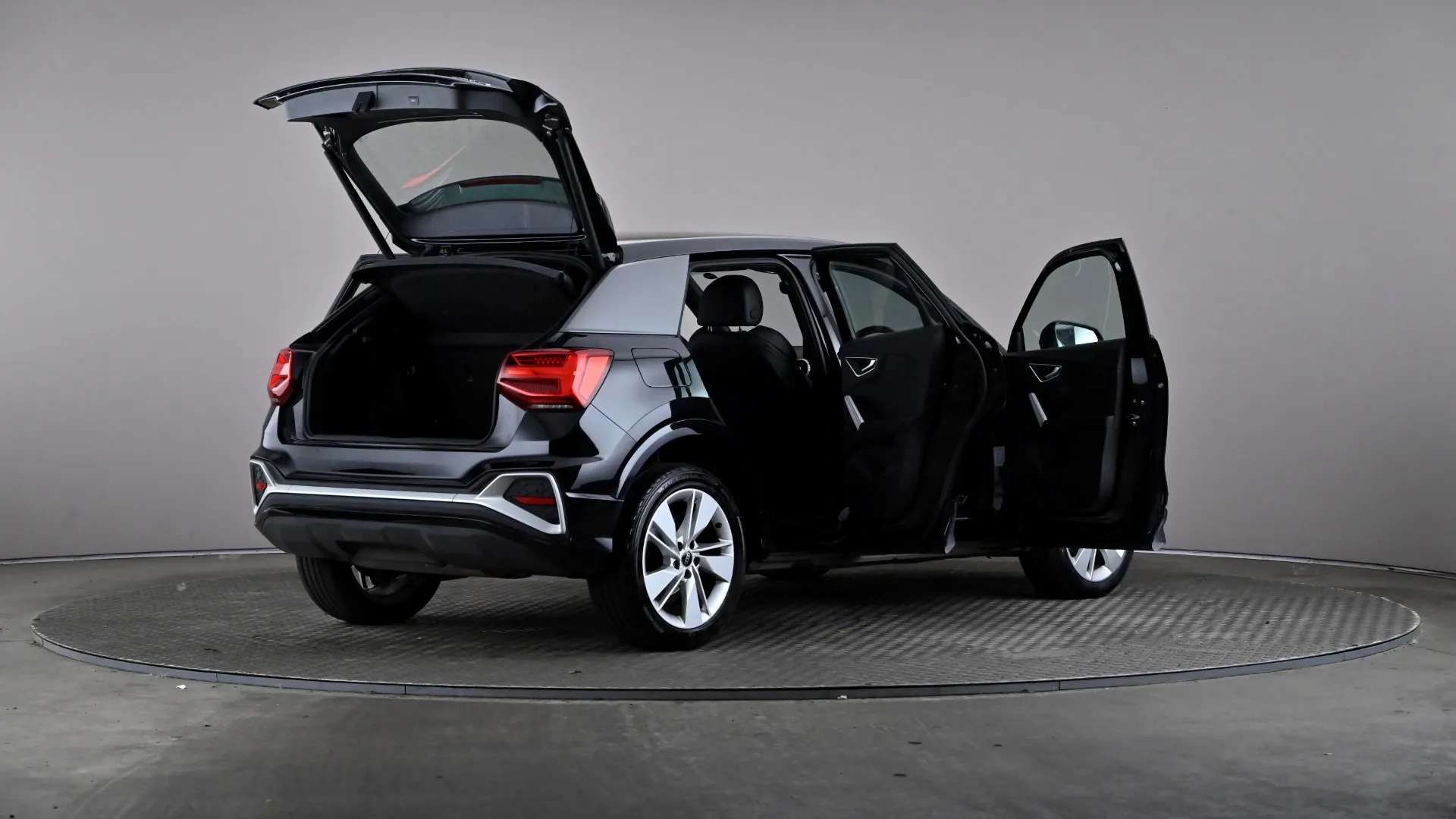 2023 AUDI Q2 2023 AUDI Q2