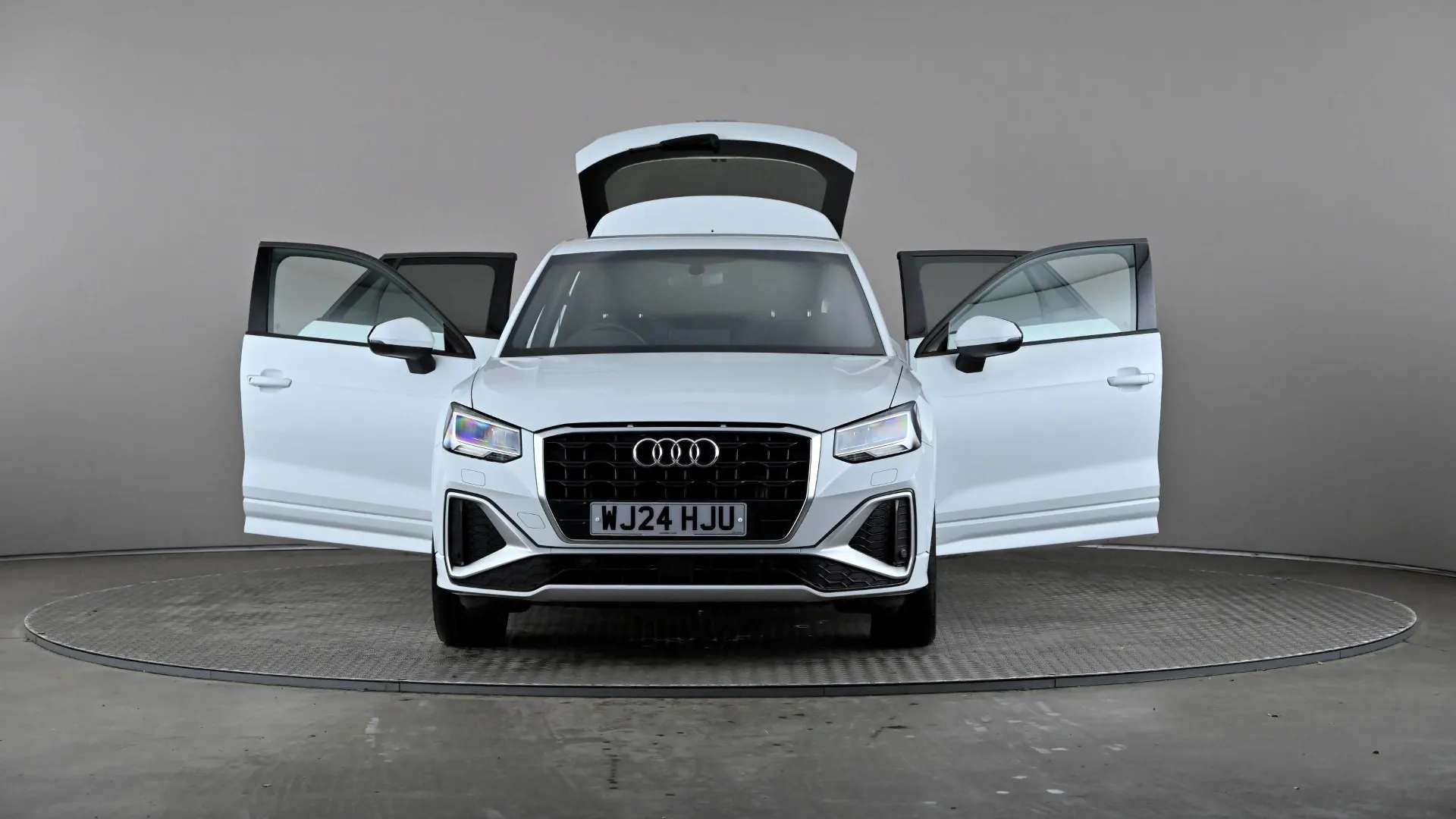 2024 AUDI Q2 2024 AUDI Q2