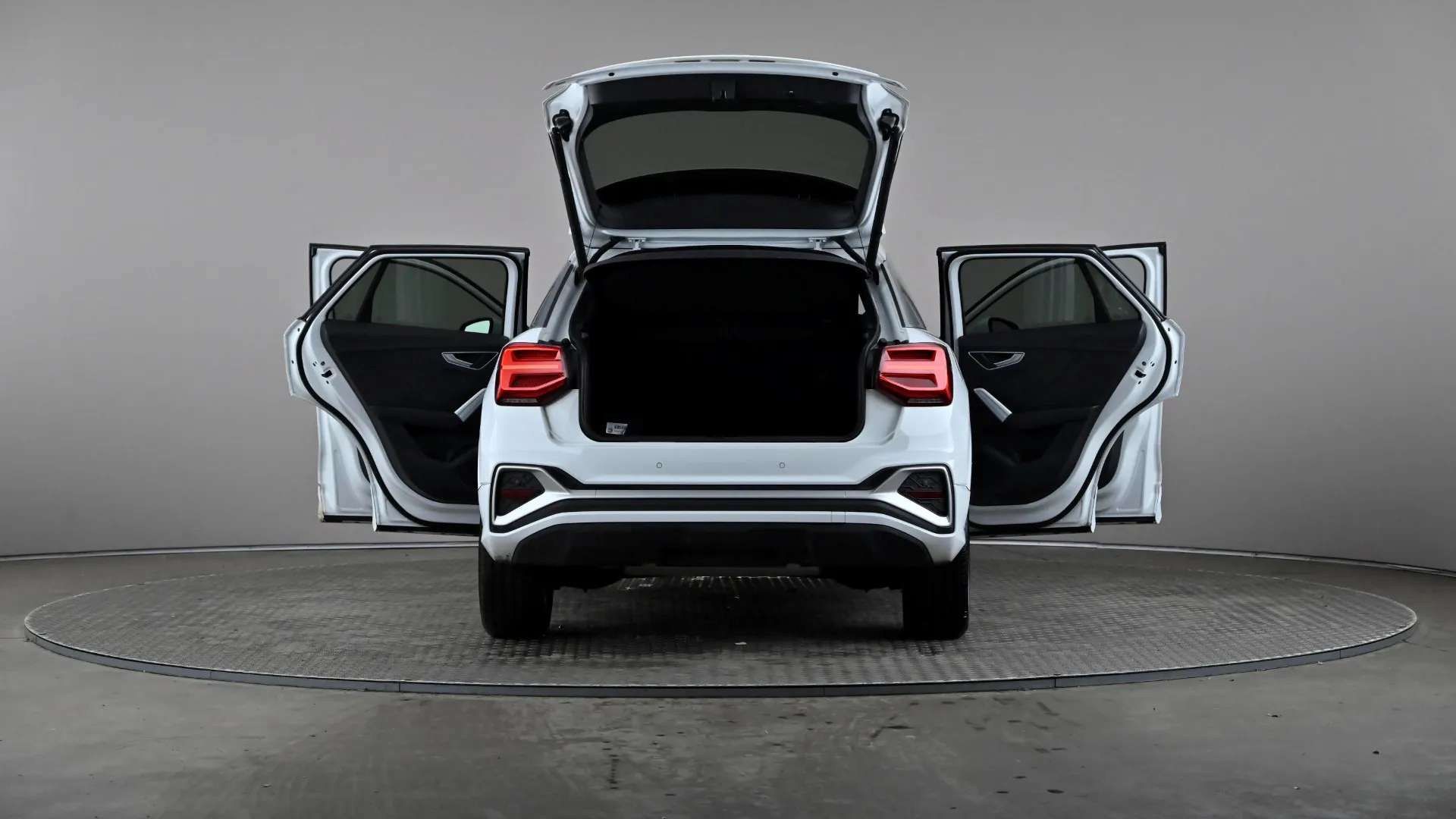 2024 AUDI Q2 2024 AUDI Q2