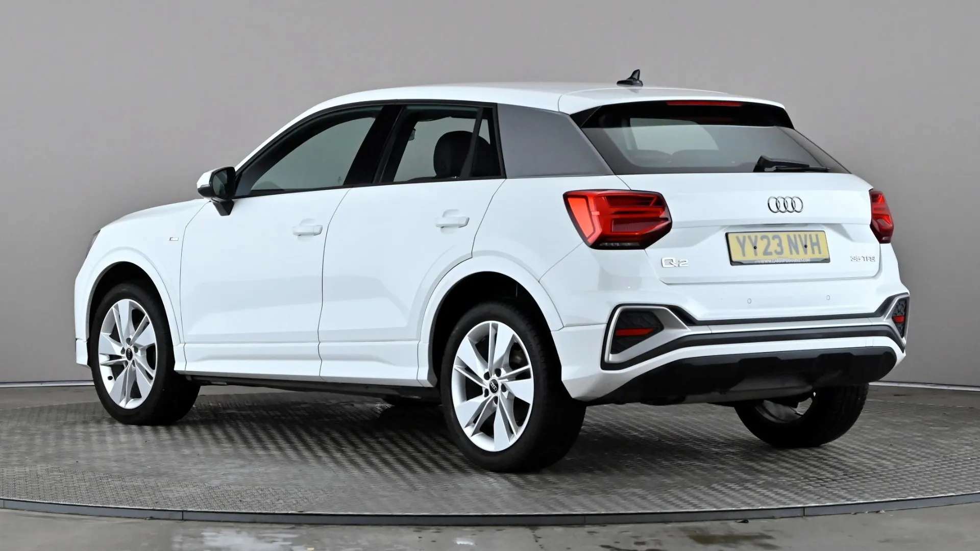 A 2023 AUDI Q2 35 TFSI S Line A 2023 AUDI Q2 35 TFSI S Line