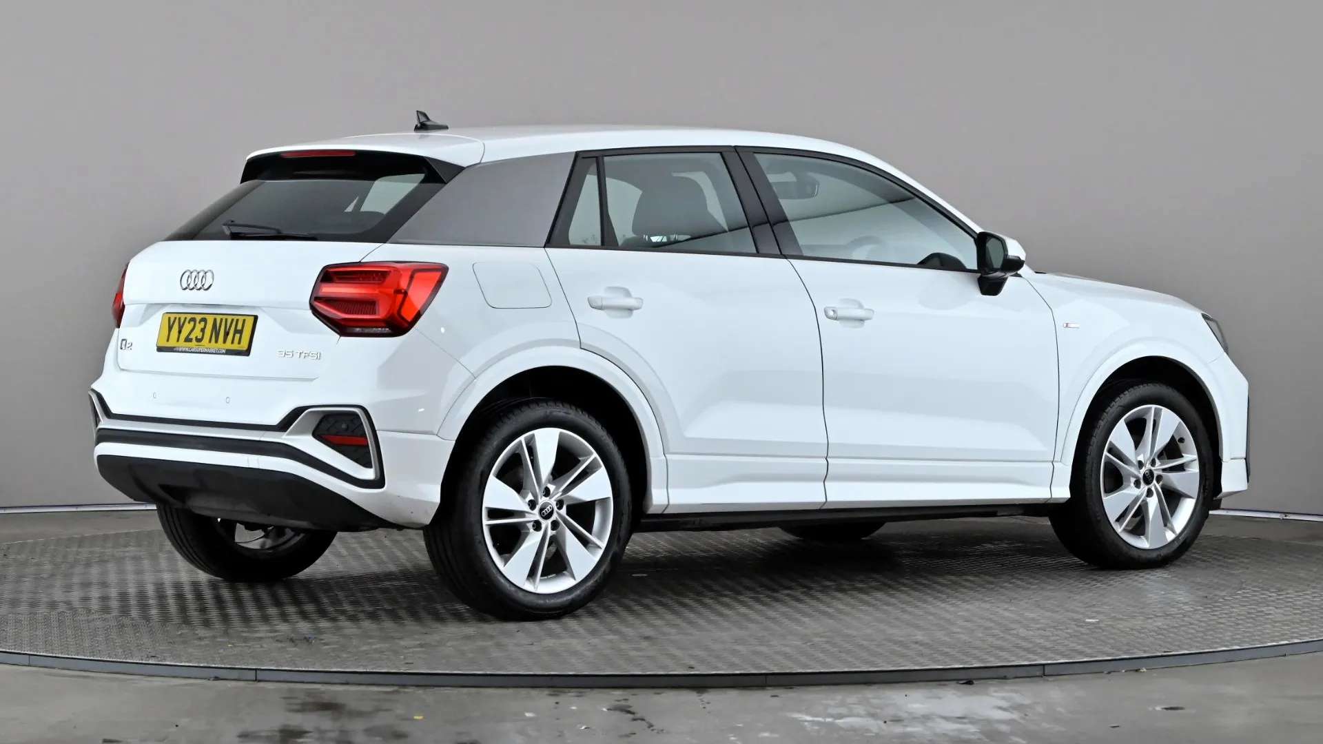 2023 AUDI Q2 2023 AUDI Q2