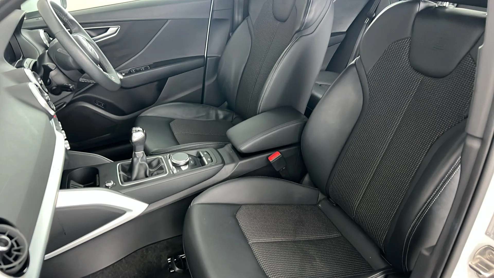 2023 AUDI Q2 2023 AUDI Q2