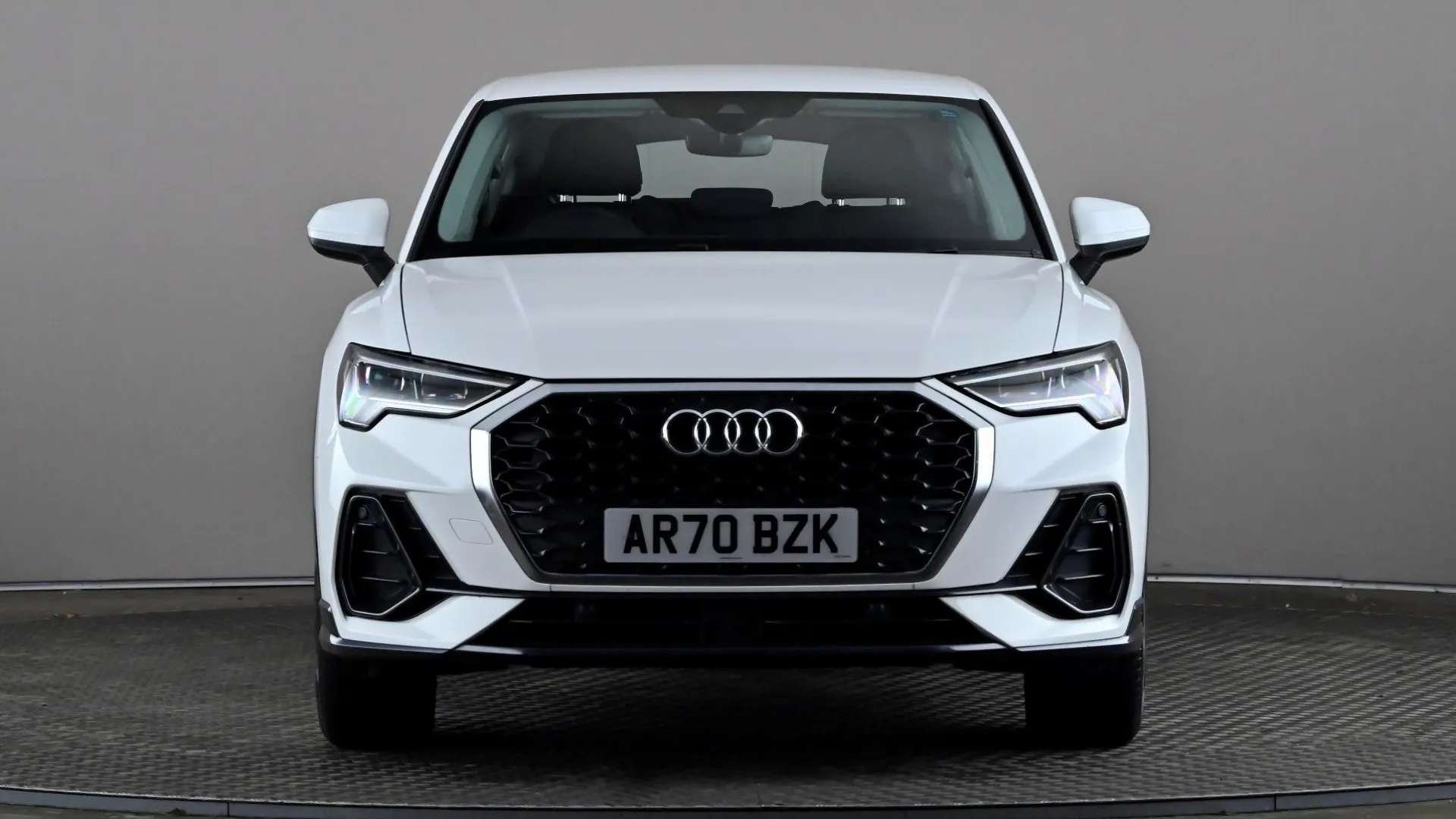 A 2021 AUDI Q3 35 TFSI Sport A 2021 AUDI Q3 35 TFSI Sport