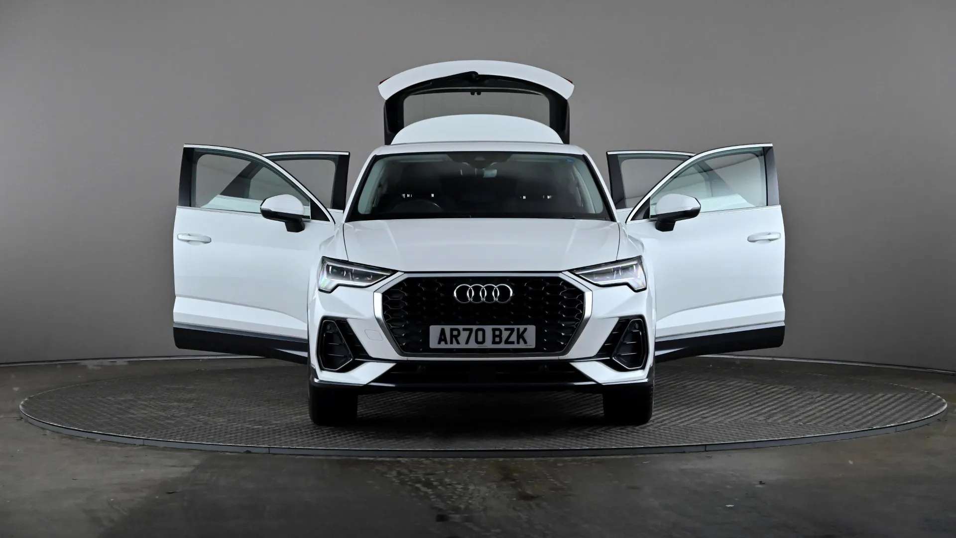 2021 AUDI Q3 2021 AUDI Q3