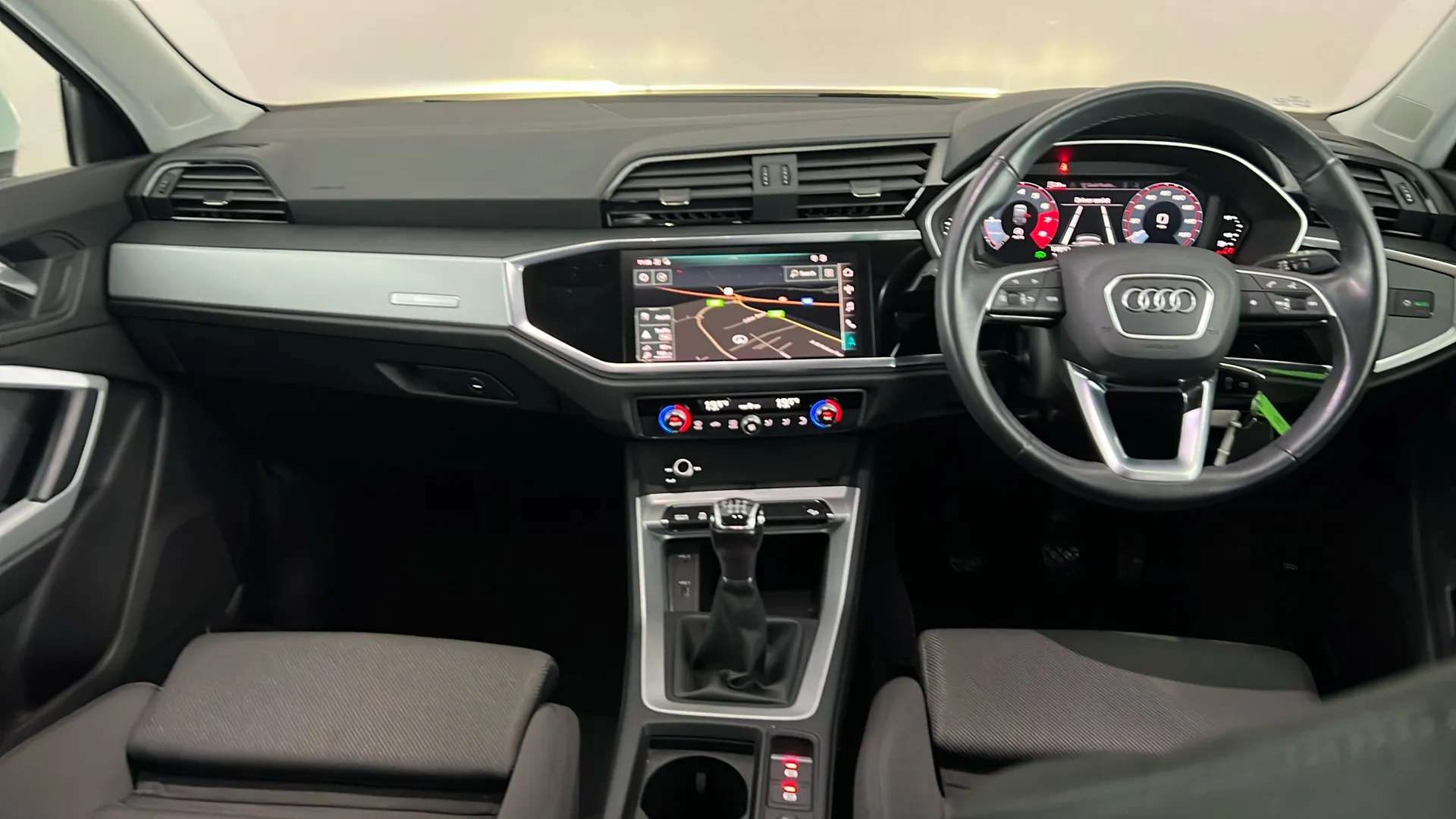 2021 AUDI Q3 2021 AUDI Q3