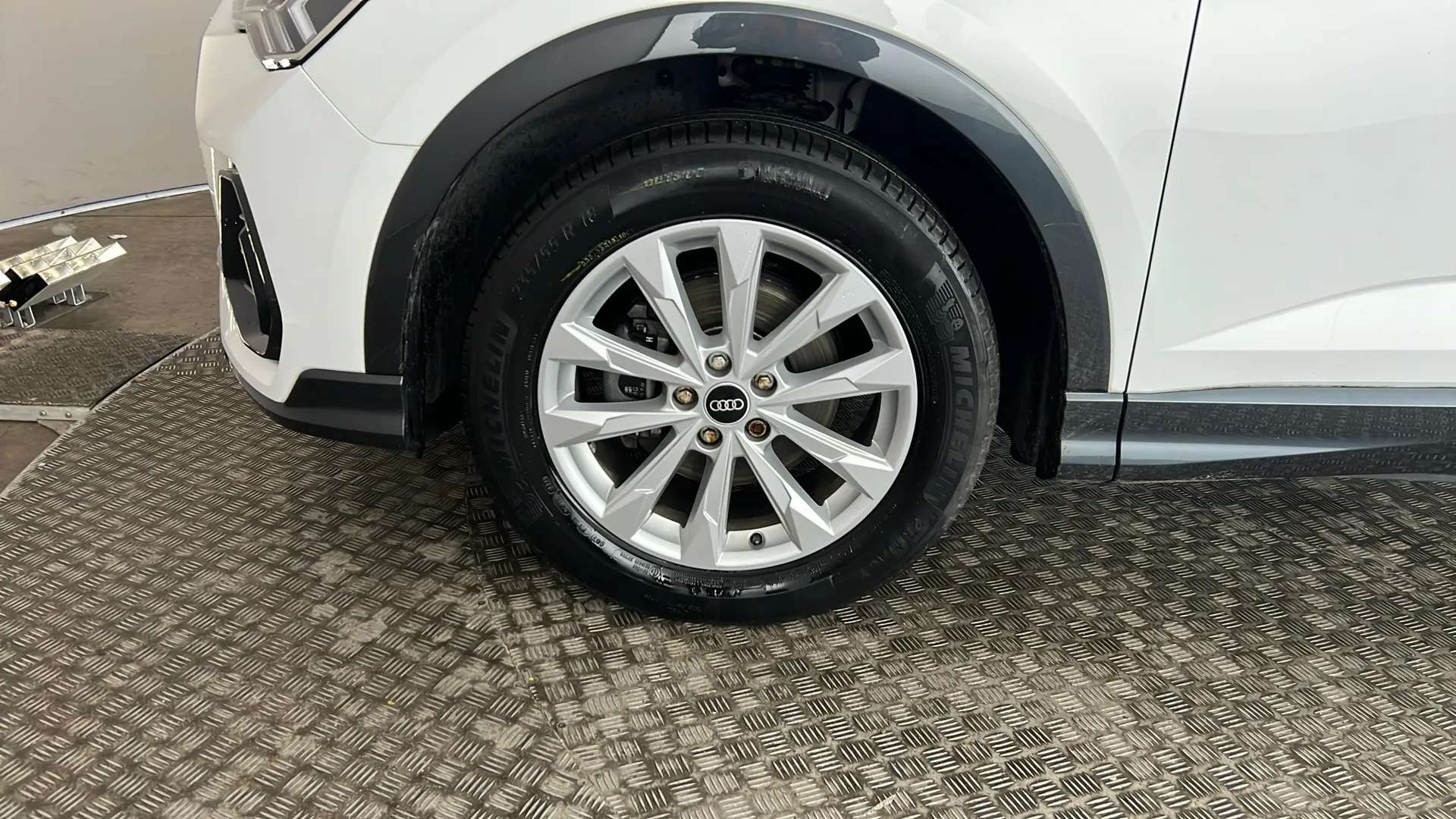 2021 AUDI Q3 2021 AUDI Q3