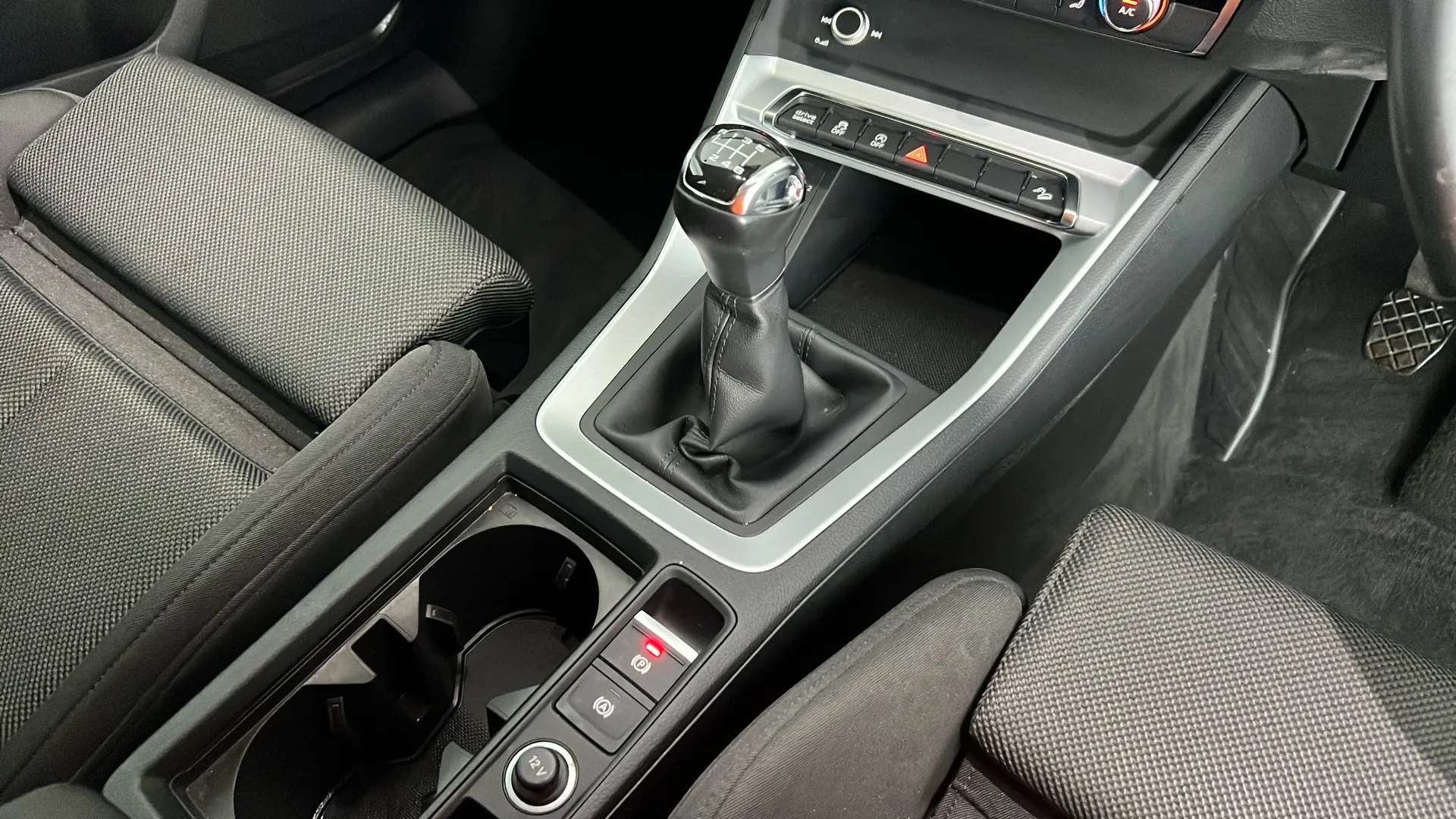 2021 AUDI Q3 2021 AUDI Q3