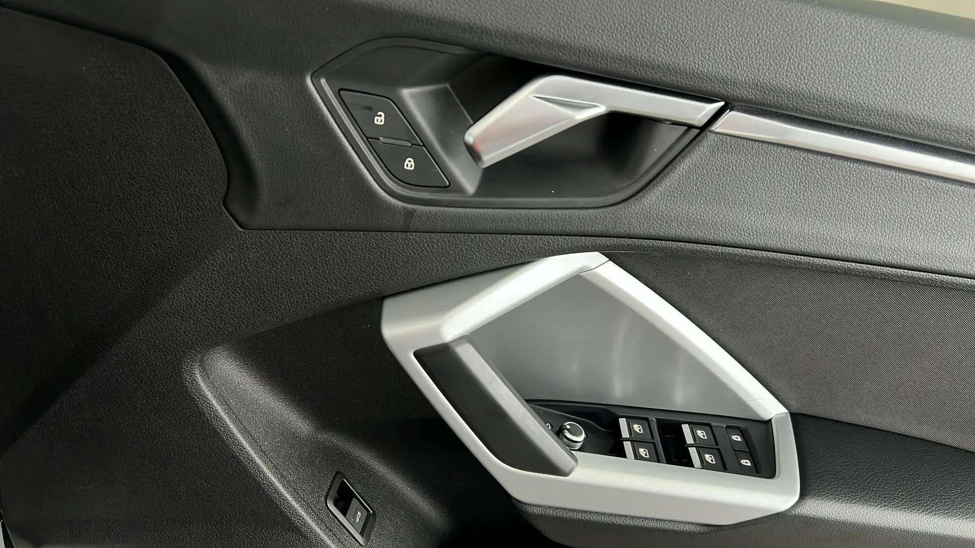 2021 AUDI Q3 2021 AUDI Q3