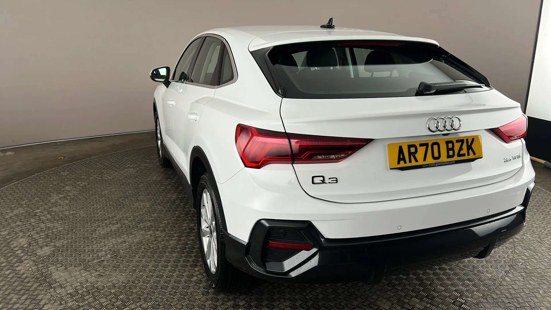 2021 AUDI Q3 2021 AUDI Q3