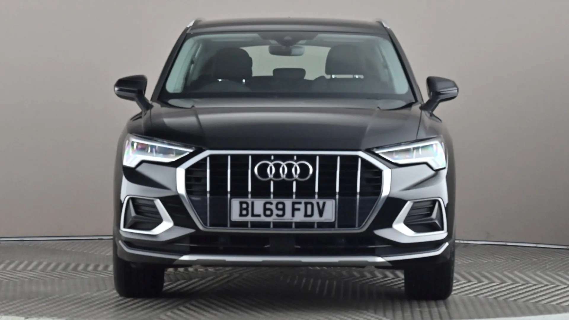 A 2019 AUDI Q3 35 TFSI Sport A 2019 AUDI Q3 35 TFSI Sport
