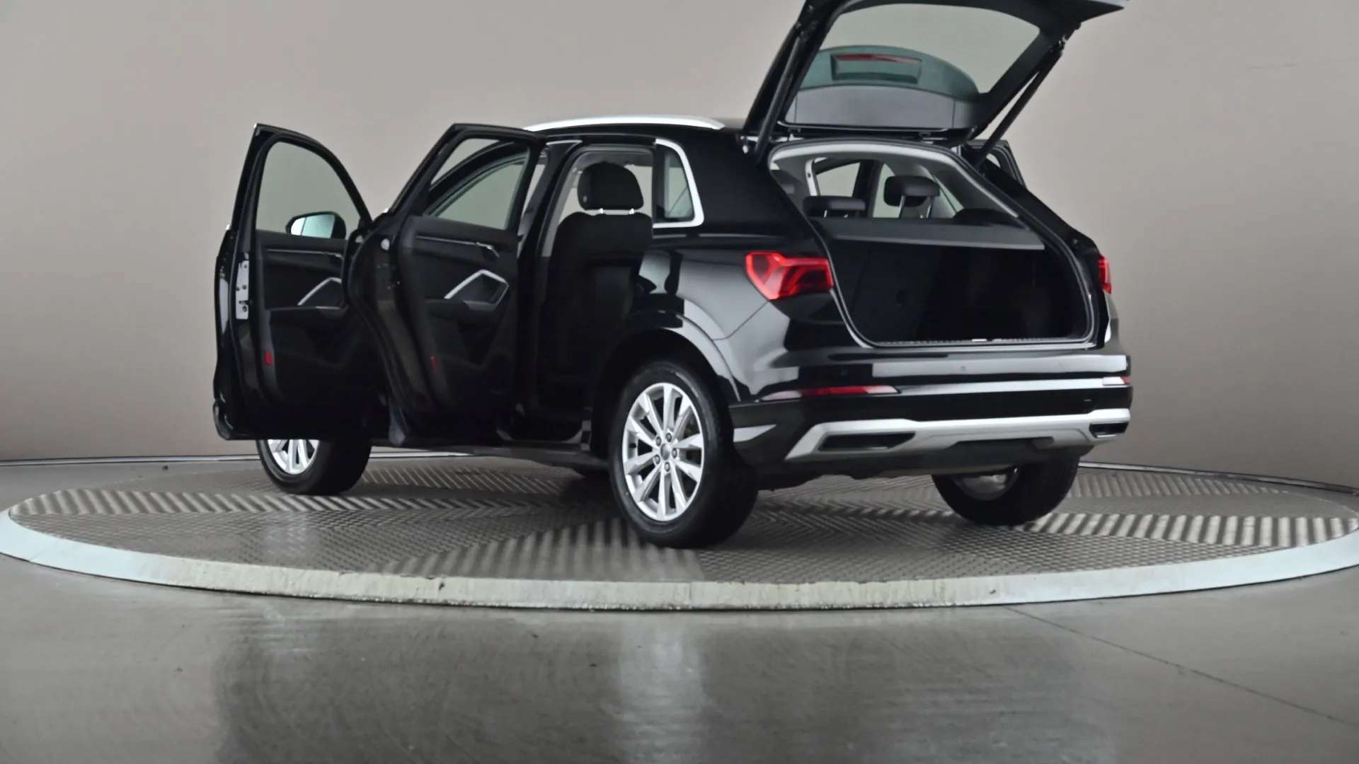 2019 AUDI Q3 2019 AUDI Q3