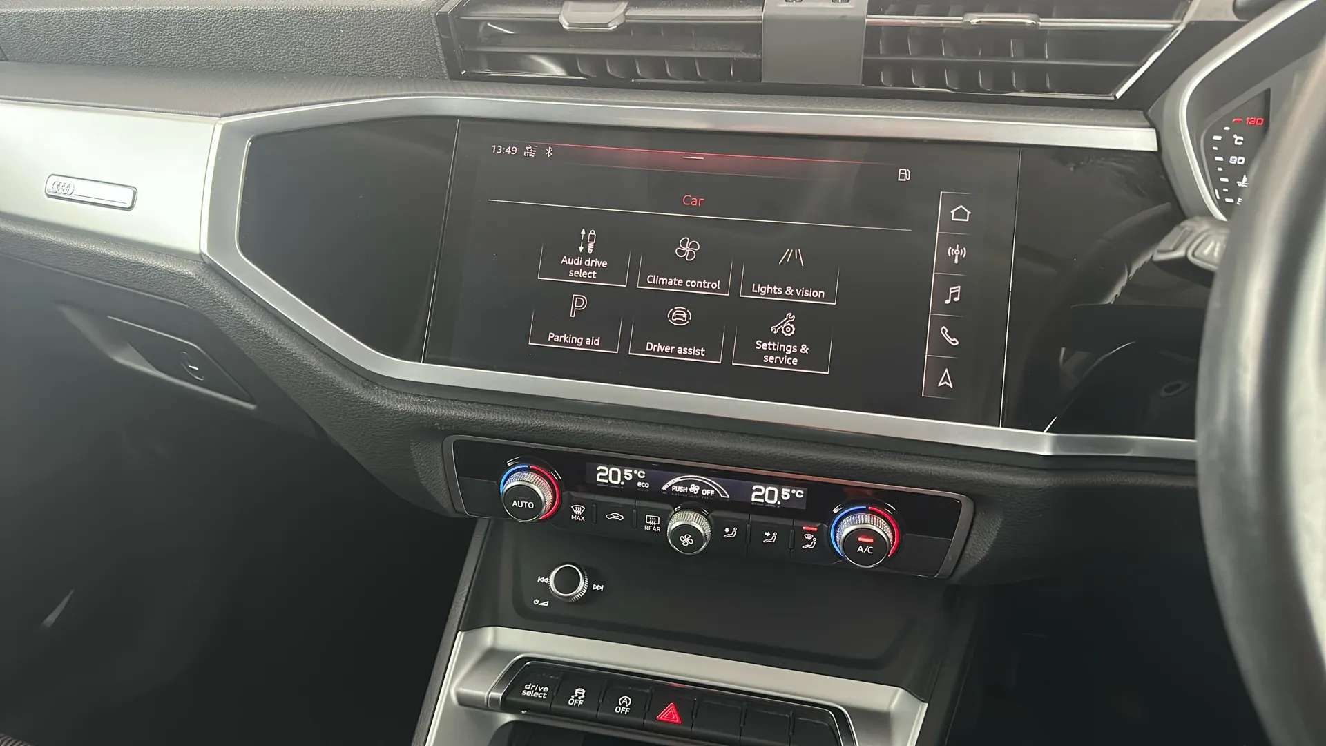 2019 AUDI Q3 2019 AUDI Q3