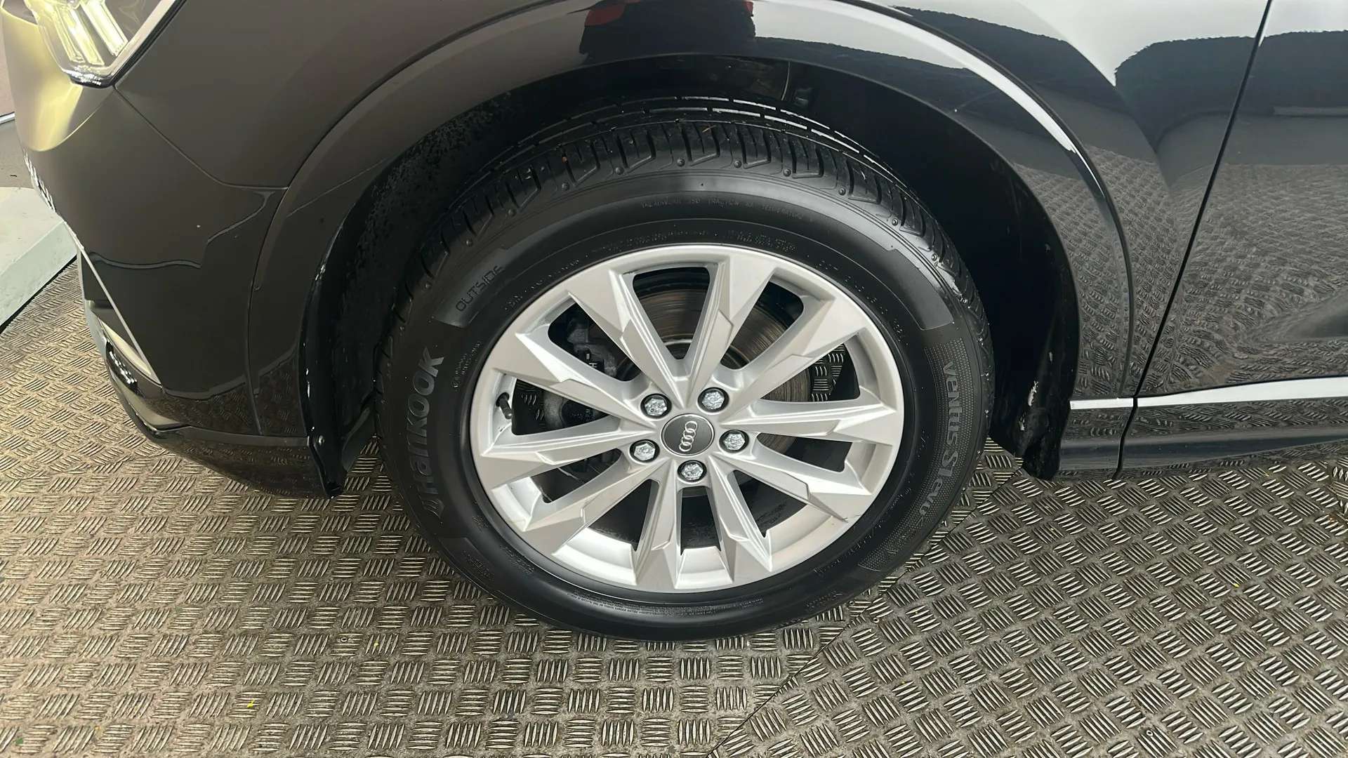 2019 AUDI Q3 2019 AUDI Q3