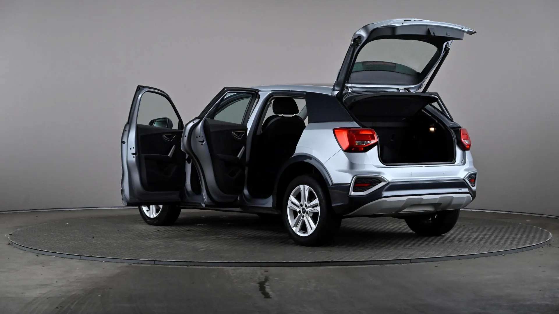 2023 AUDI Q2 2023 AUDI Q2