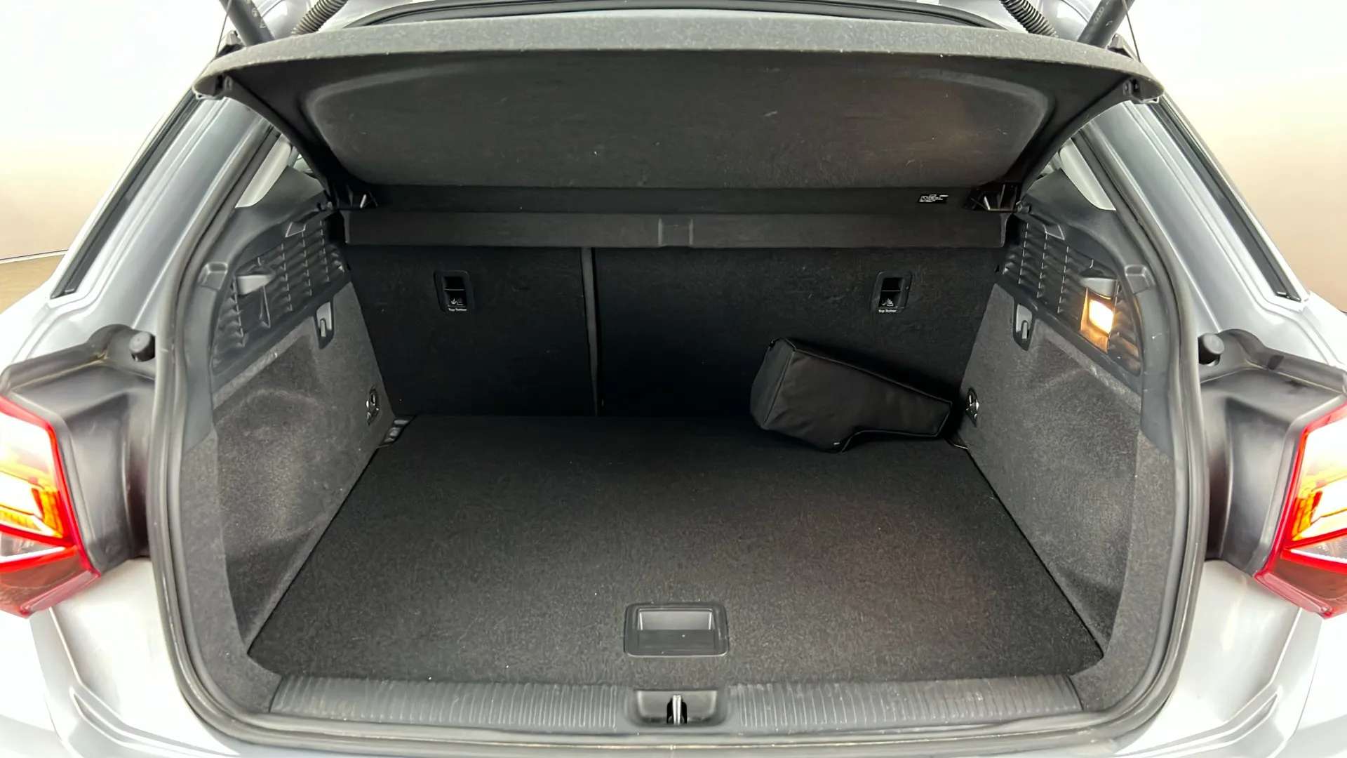 2023 AUDI Q2 2023 AUDI Q2