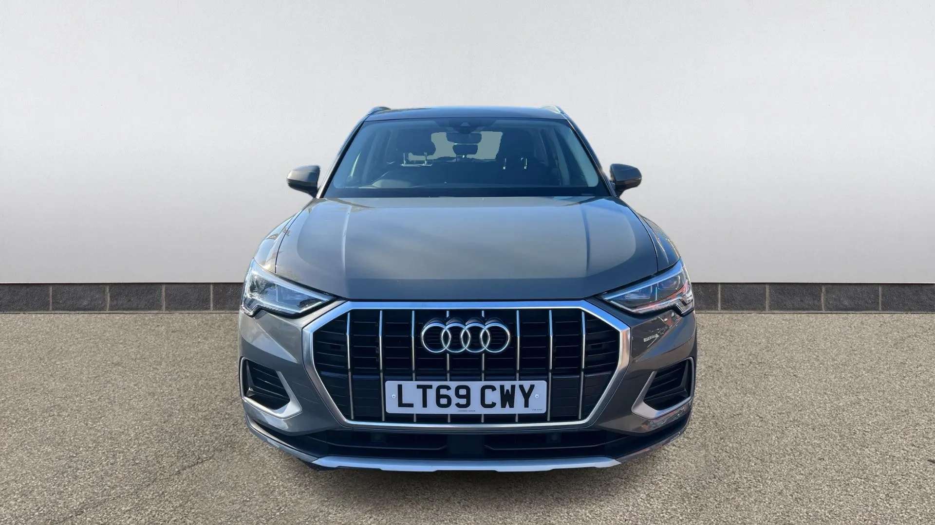 A 2019 AUDI Q3 35 TFSI Sport A 2019 AUDI Q3 35 TFSI Sport