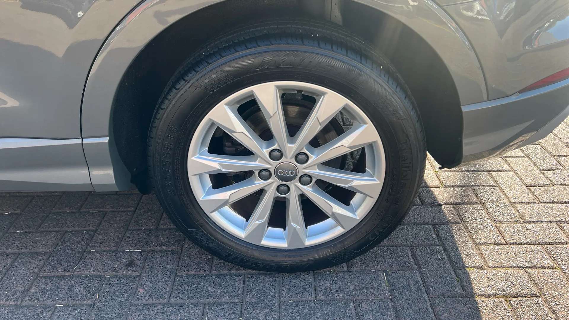 2019 AUDI Q3 2019 AUDI Q3