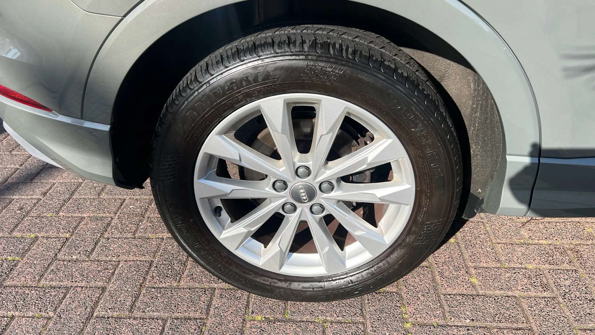 2019 AUDI Q3 2019 AUDI Q3