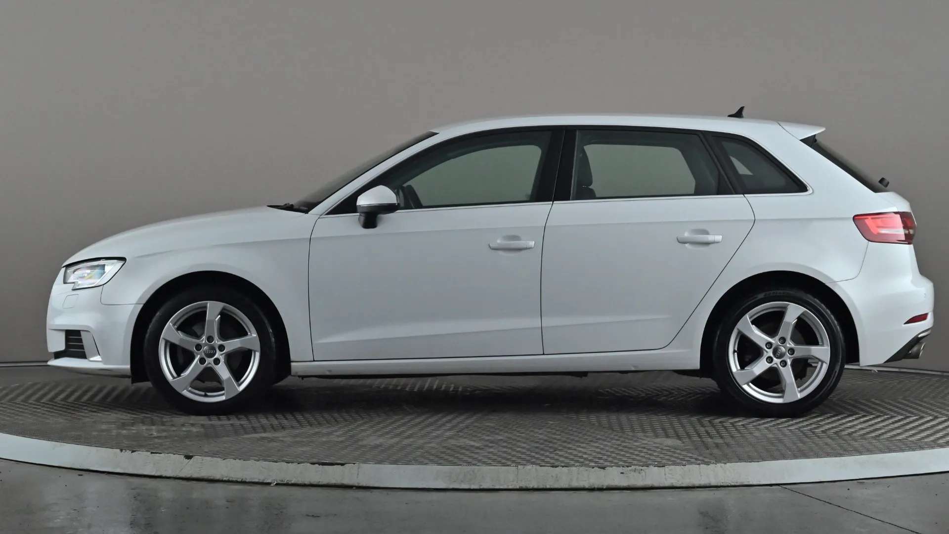 A 2019 AUDI A3 35 TFSI Sport A 2019 AUDI A3 35 TFSI Sport