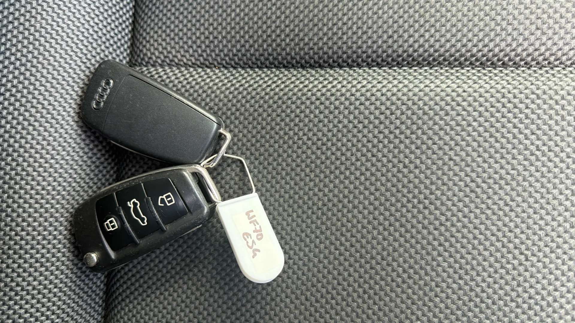 2020 AUDI Q2 2020 AUDI Q2