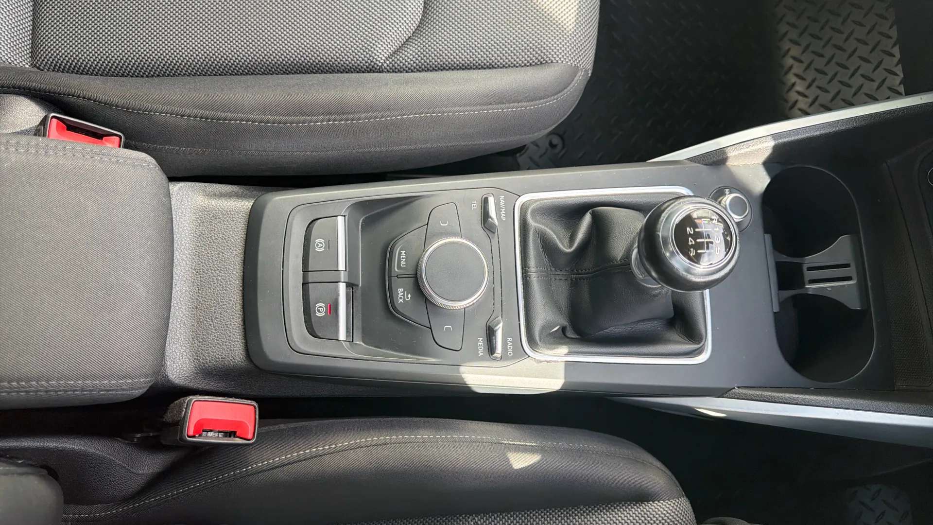 2020 AUDI Q2 2020 AUDI Q2