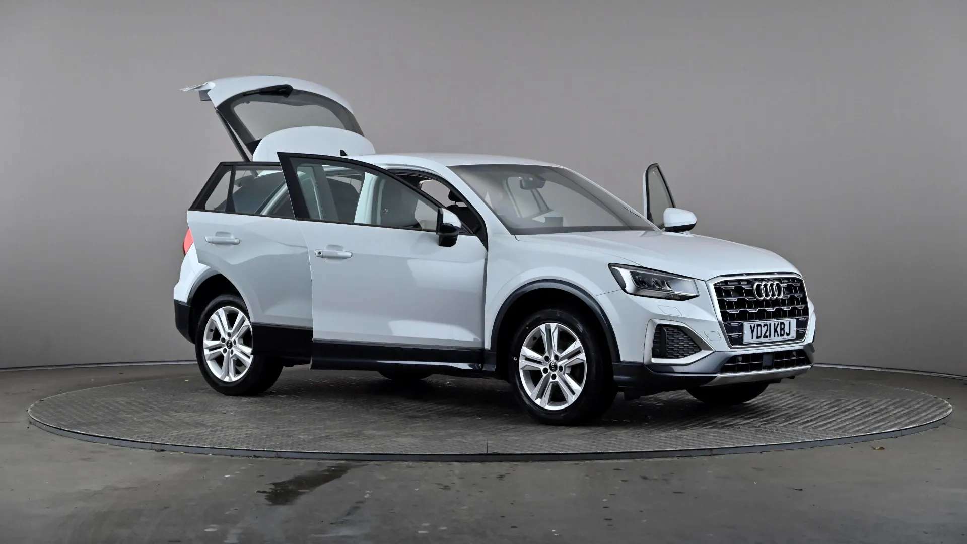 2021 AUDI Q2 2021 AUDI Q2