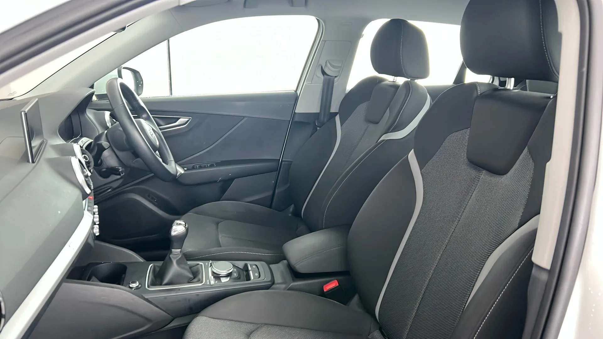 2021 AUDI Q2 2021 AUDI Q2