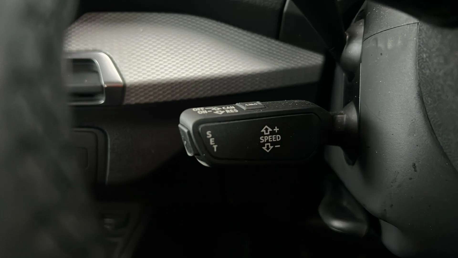 2021 AUDI Q2 2021 AUDI Q2