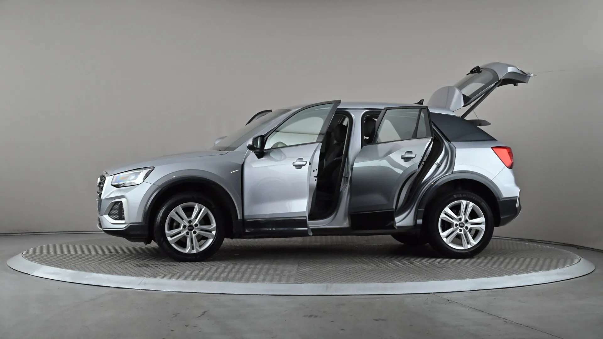 2023 AUDI Q2 2023 AUDI Q2
