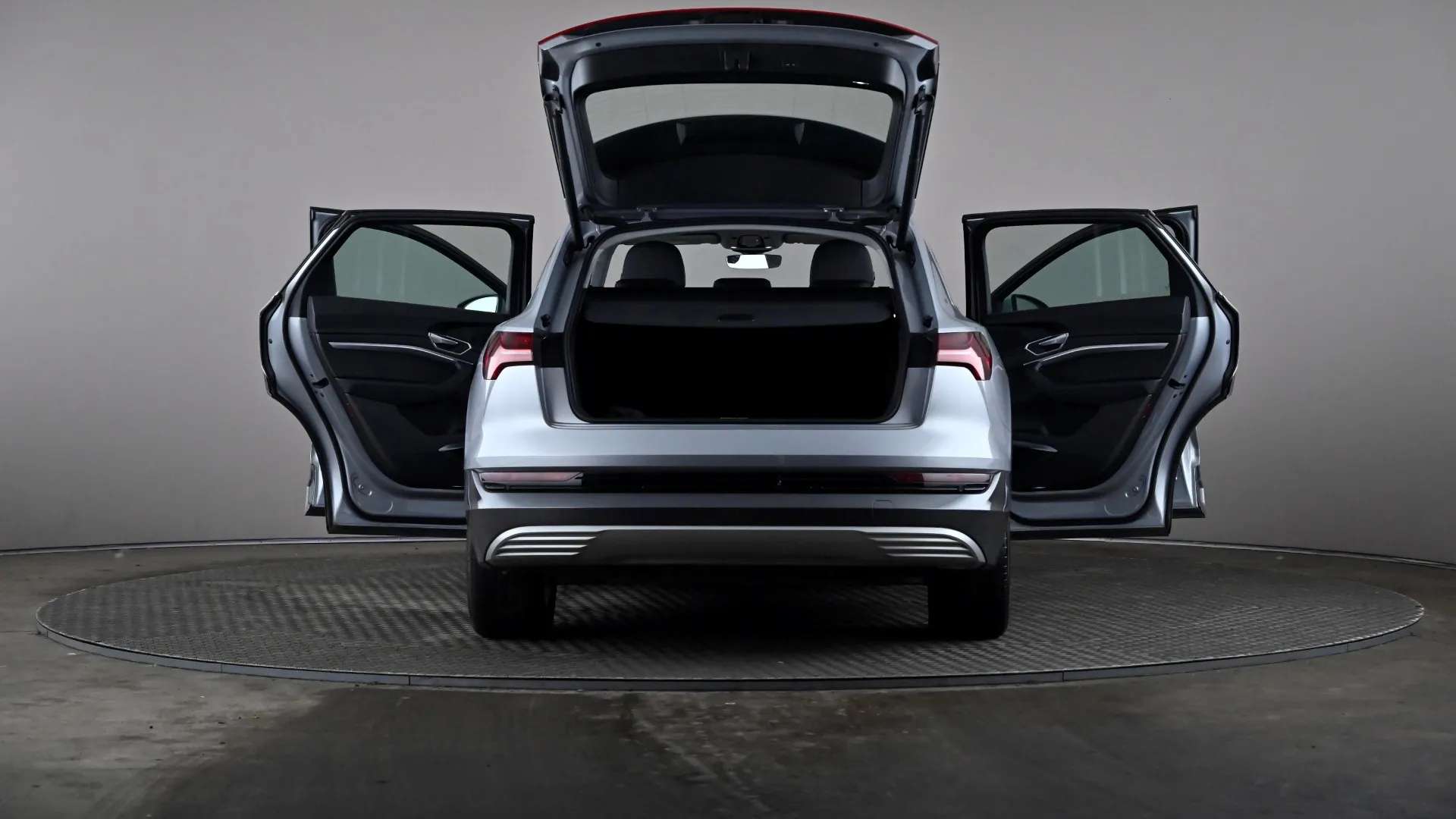 2020 AUDI E-TRON 2020 AUDI E-TRON