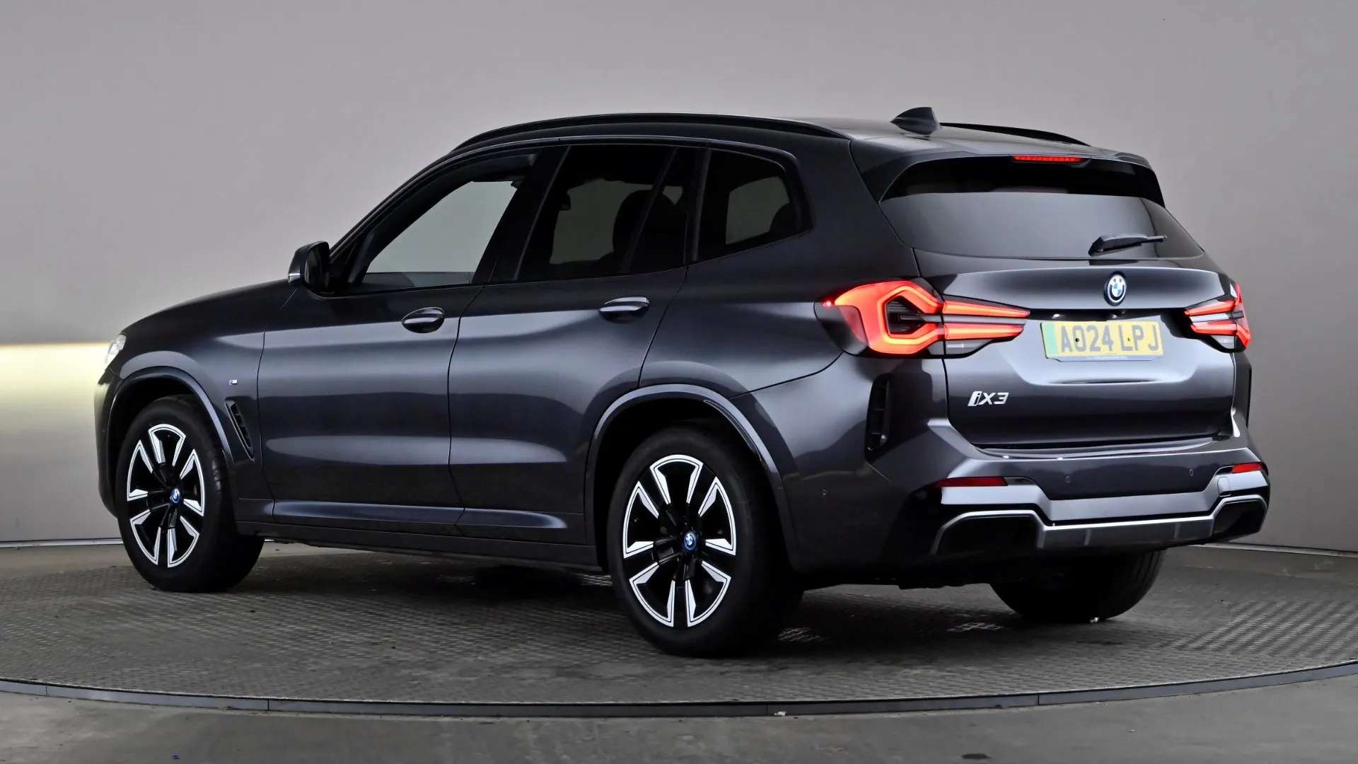 A 2024 BMW IX3 210kW M Sport 80kWh Auto A 2024 BMW IX3 210kW M Sport 80kWh Auto