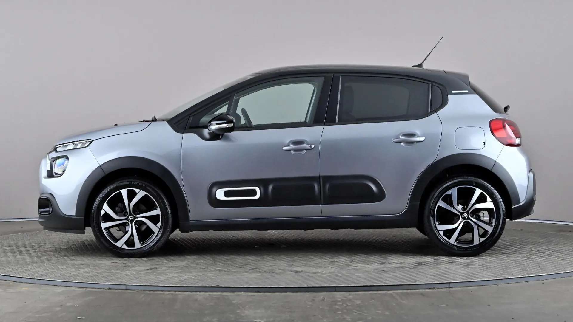 A 2023 CITROEN C3 1.2 PureTech 110 Shine Plus EAT6 A 2023 CITROEN C3 1.2 PureTech 110 Shine Plus EAT6