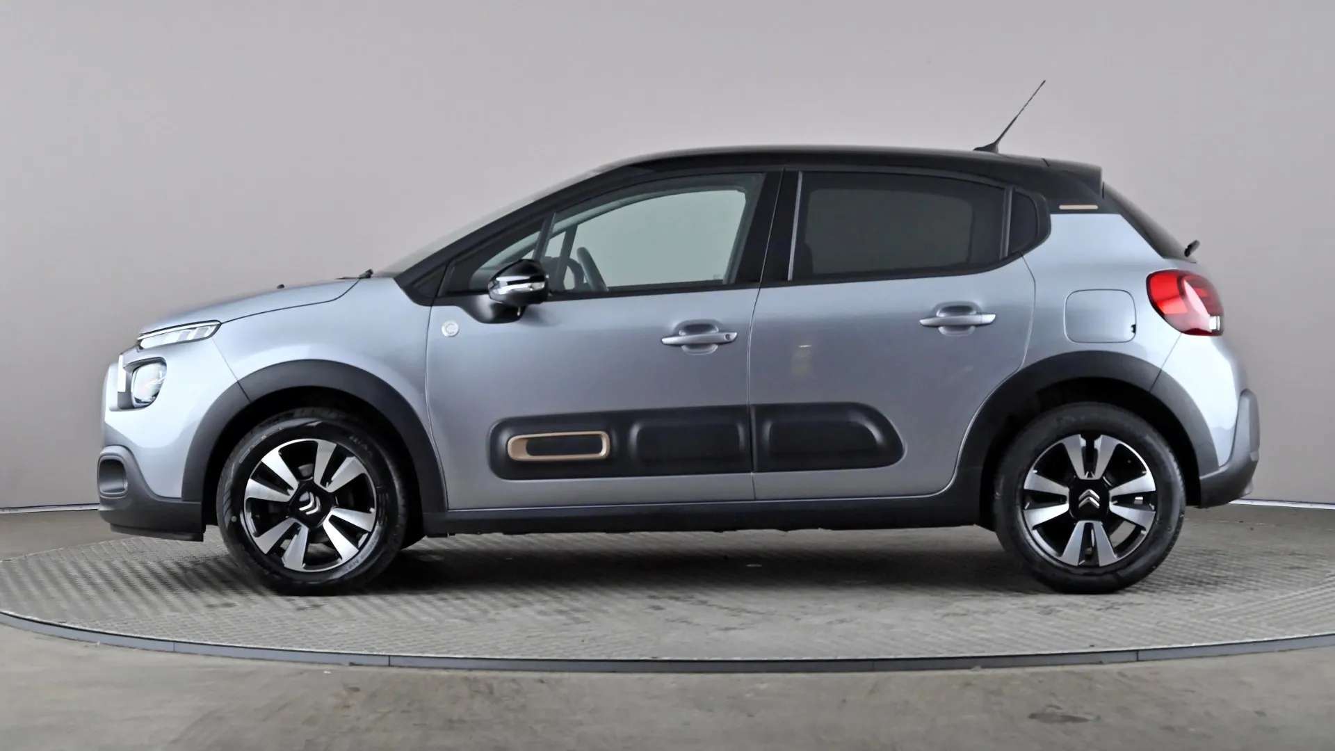 A 2023 CITROEN C3 1.2 PureTech C-Series Edition A 2023 CITROEN C3 1.2 PureTech C-Series Edition