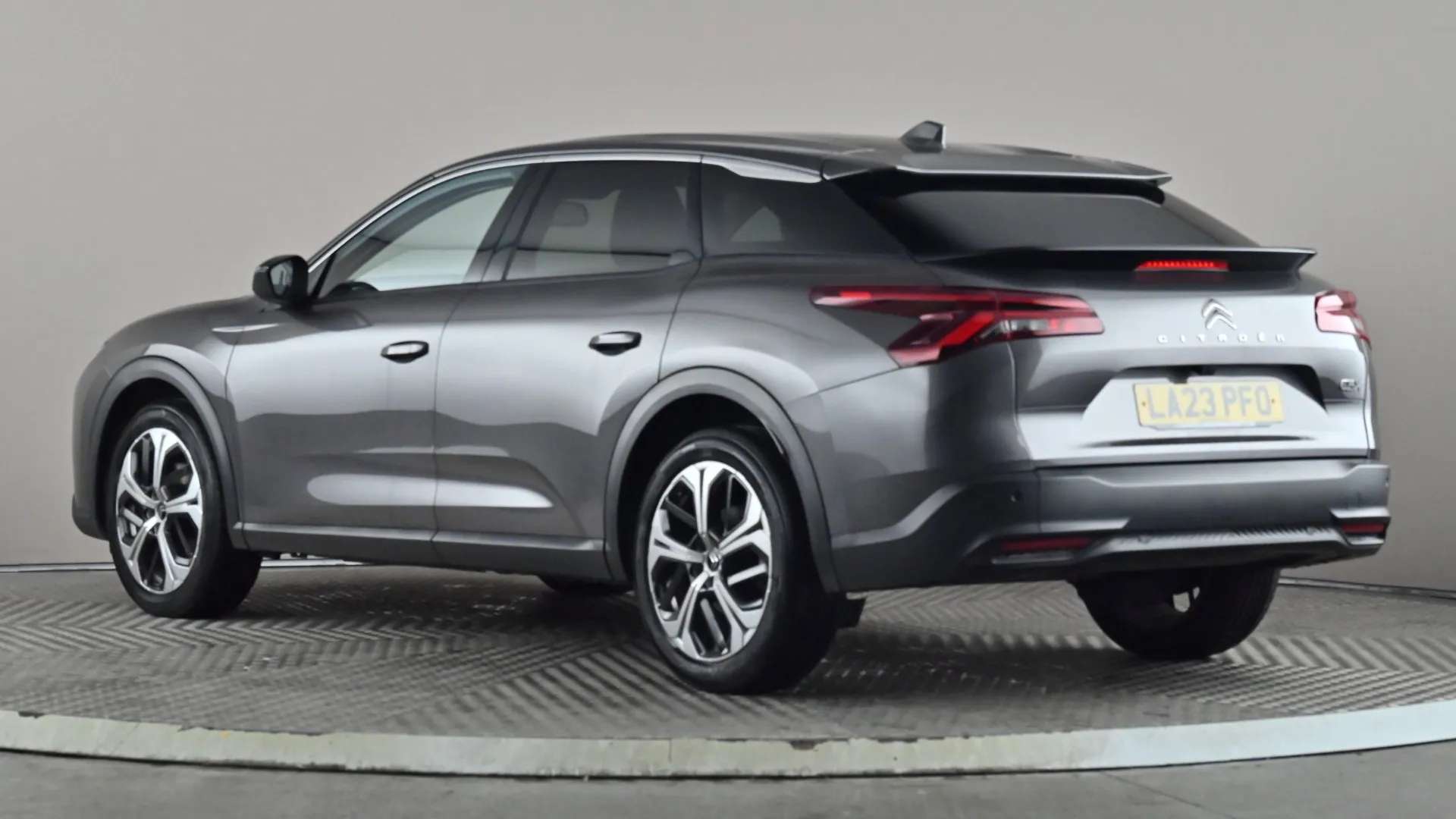 A 2023 CITROEN C5 X 1.2 PureTech 130 Sense Plus EAT8 A 2023 CITROEN C5 X 1.2 PureTech 130 Sense Plus EAT8