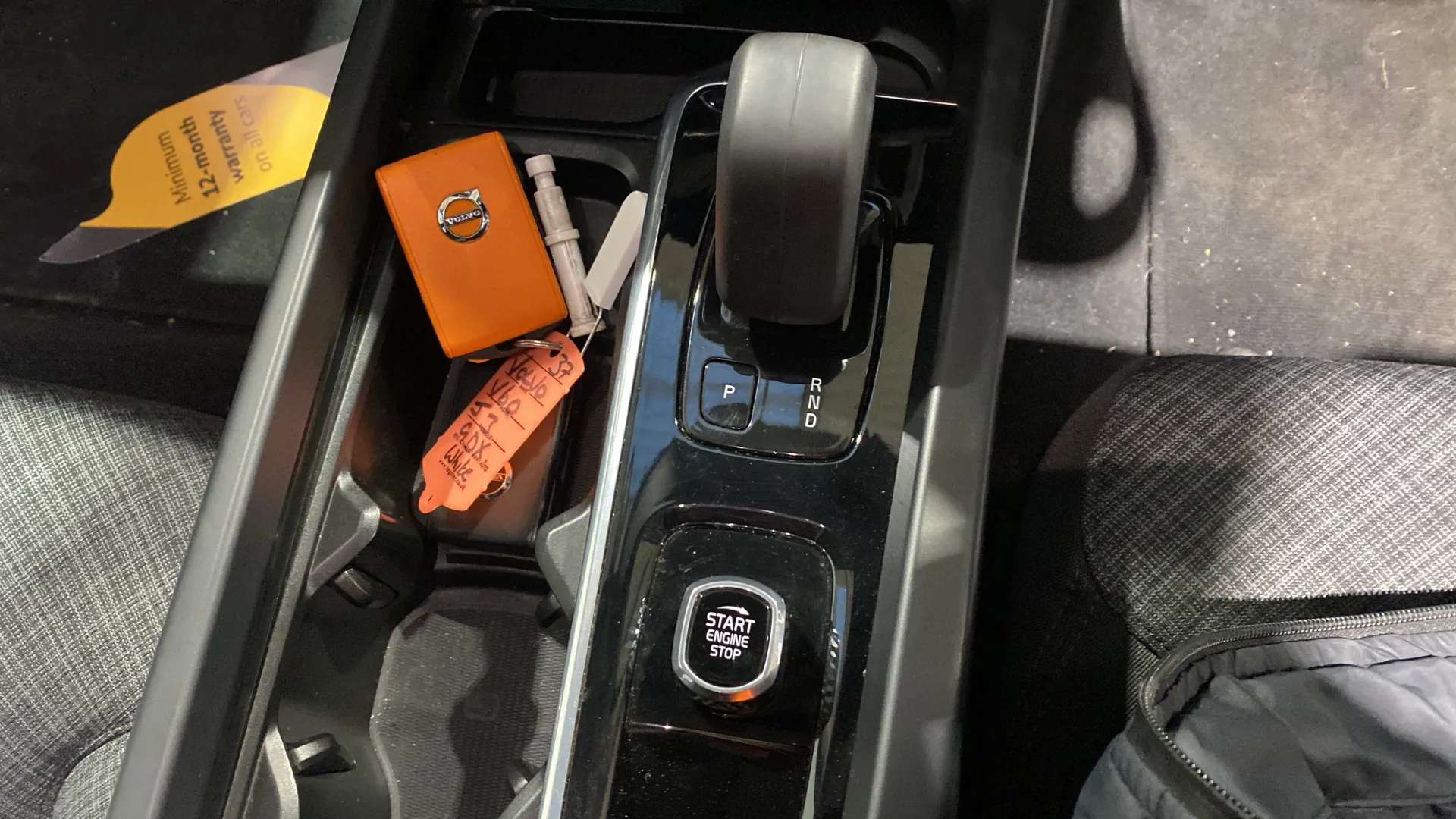 2021 VOLVO V60 2021 VOLVO V60